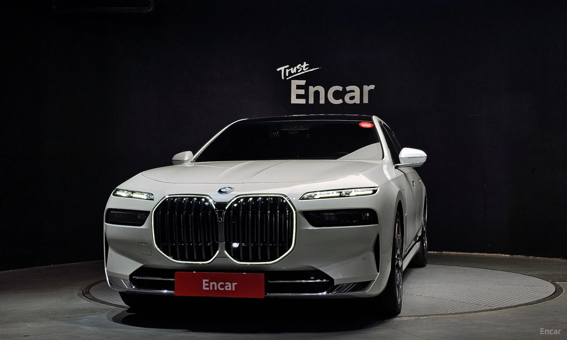 BMW 7 Series (G70) превью 3