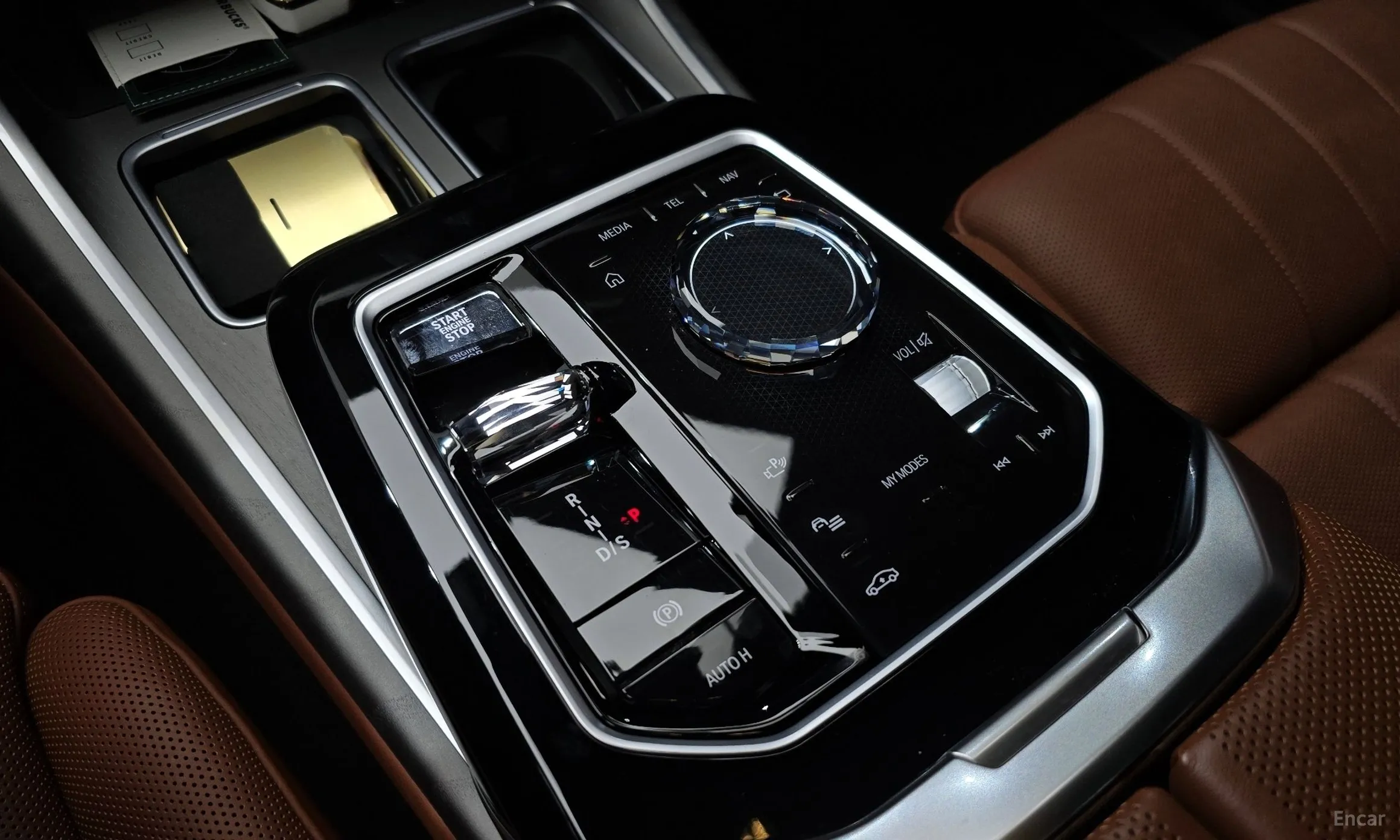 BMW 7 Series (G70) превью 9