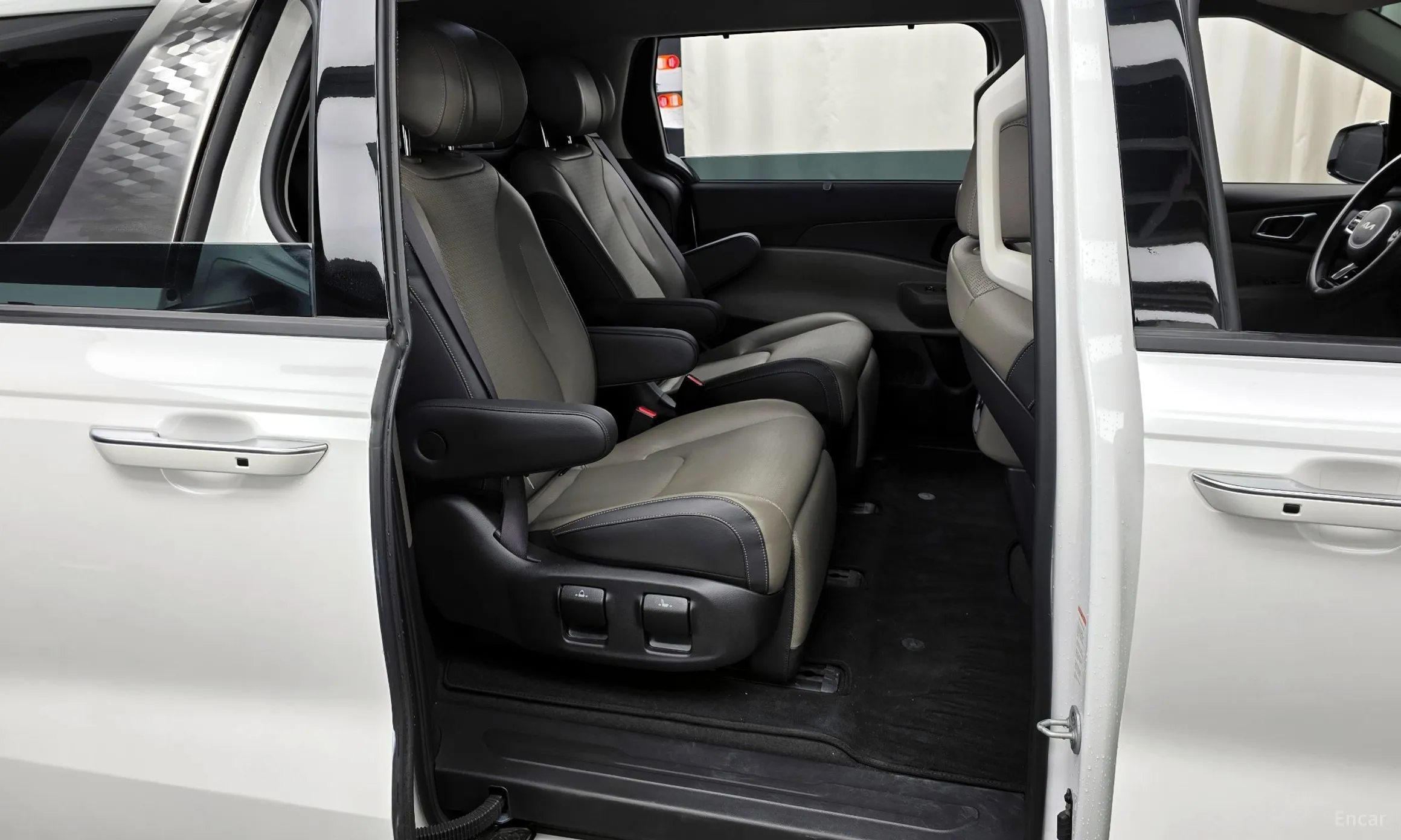 Kia Carnival 4th Generation превью 12