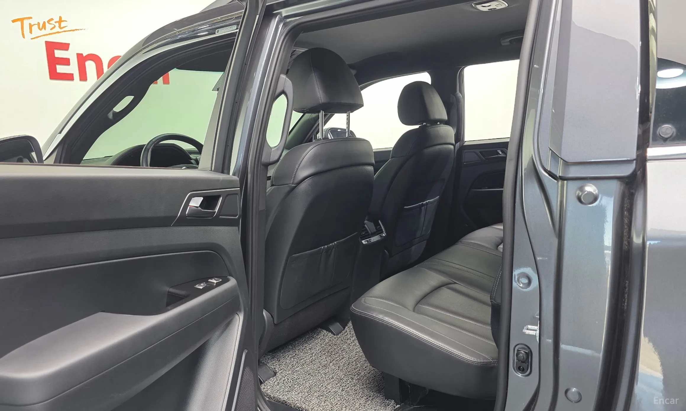 KG Mobility (SsangYong) Rexton Sports превью 17