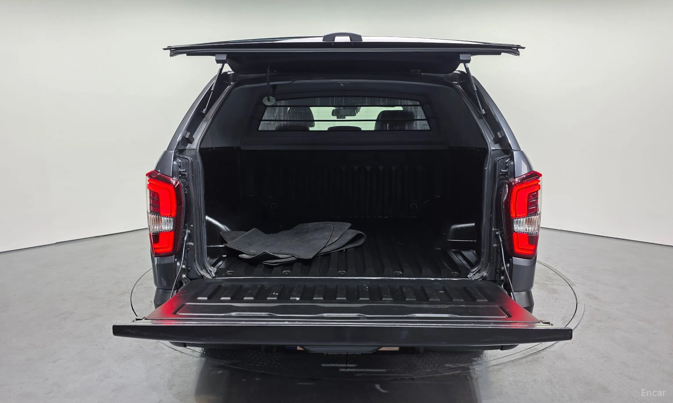 KG Mobility (SsangYong) Rexton Sports превью 20