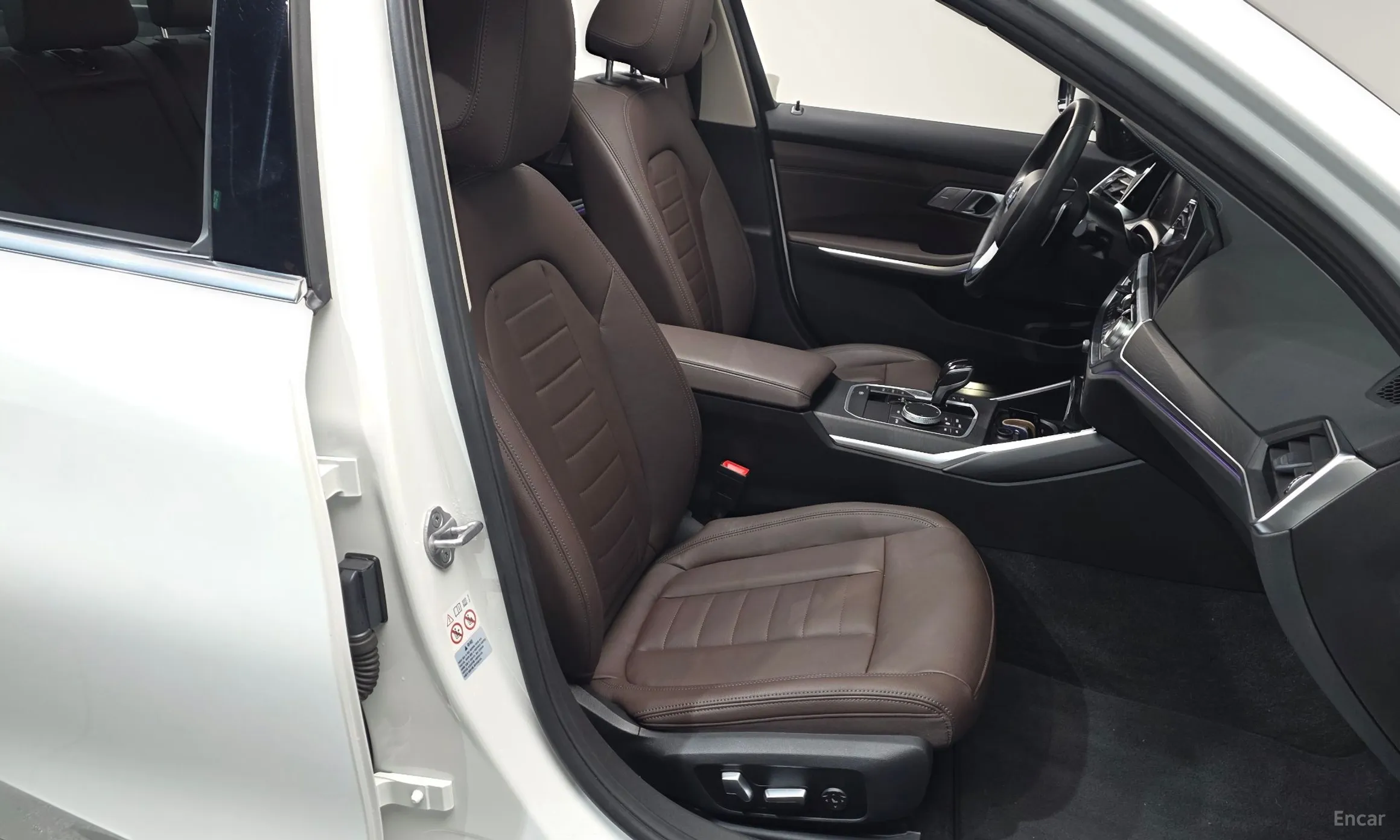 BMW 3 Series (G20) превью 10