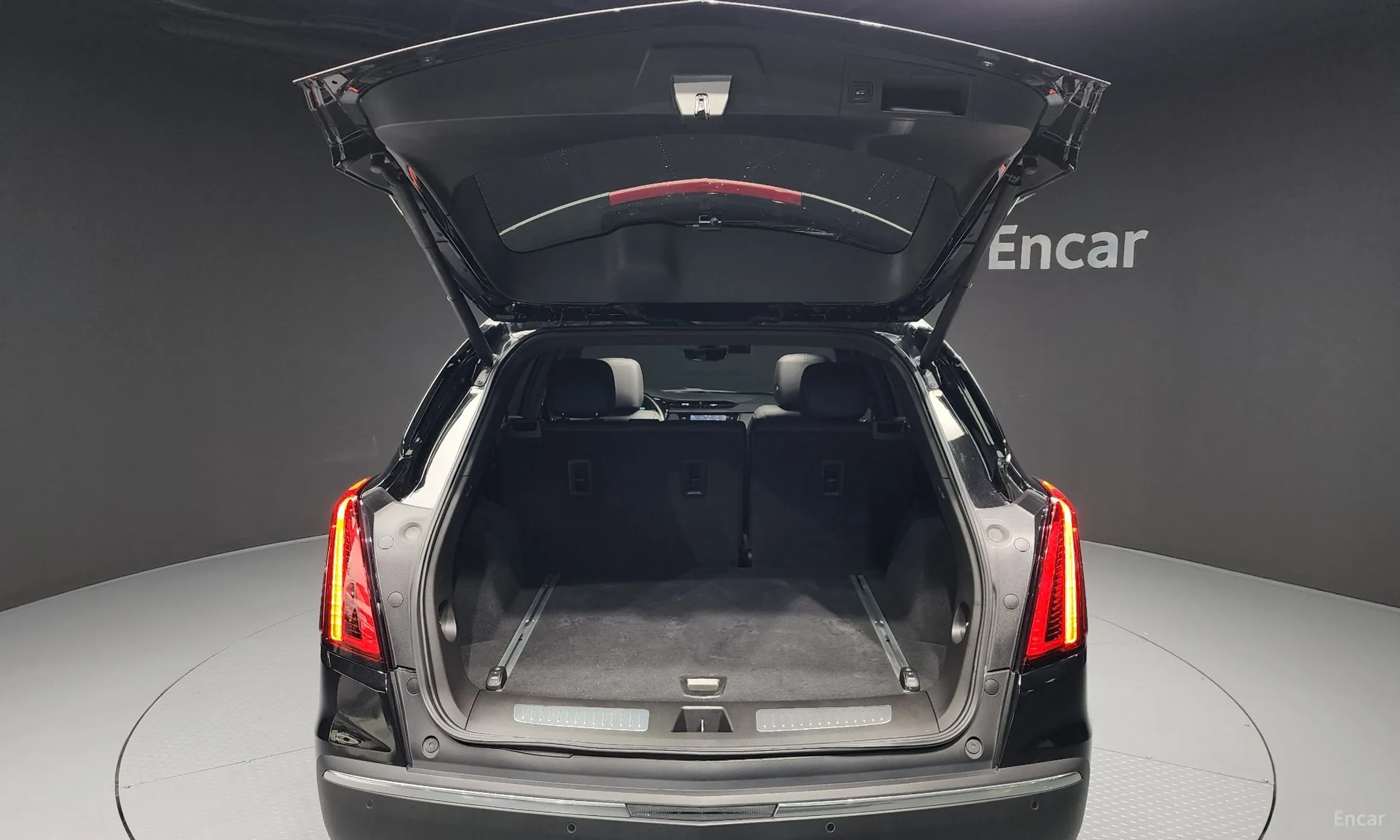 Cadillac XT5 превью 20
