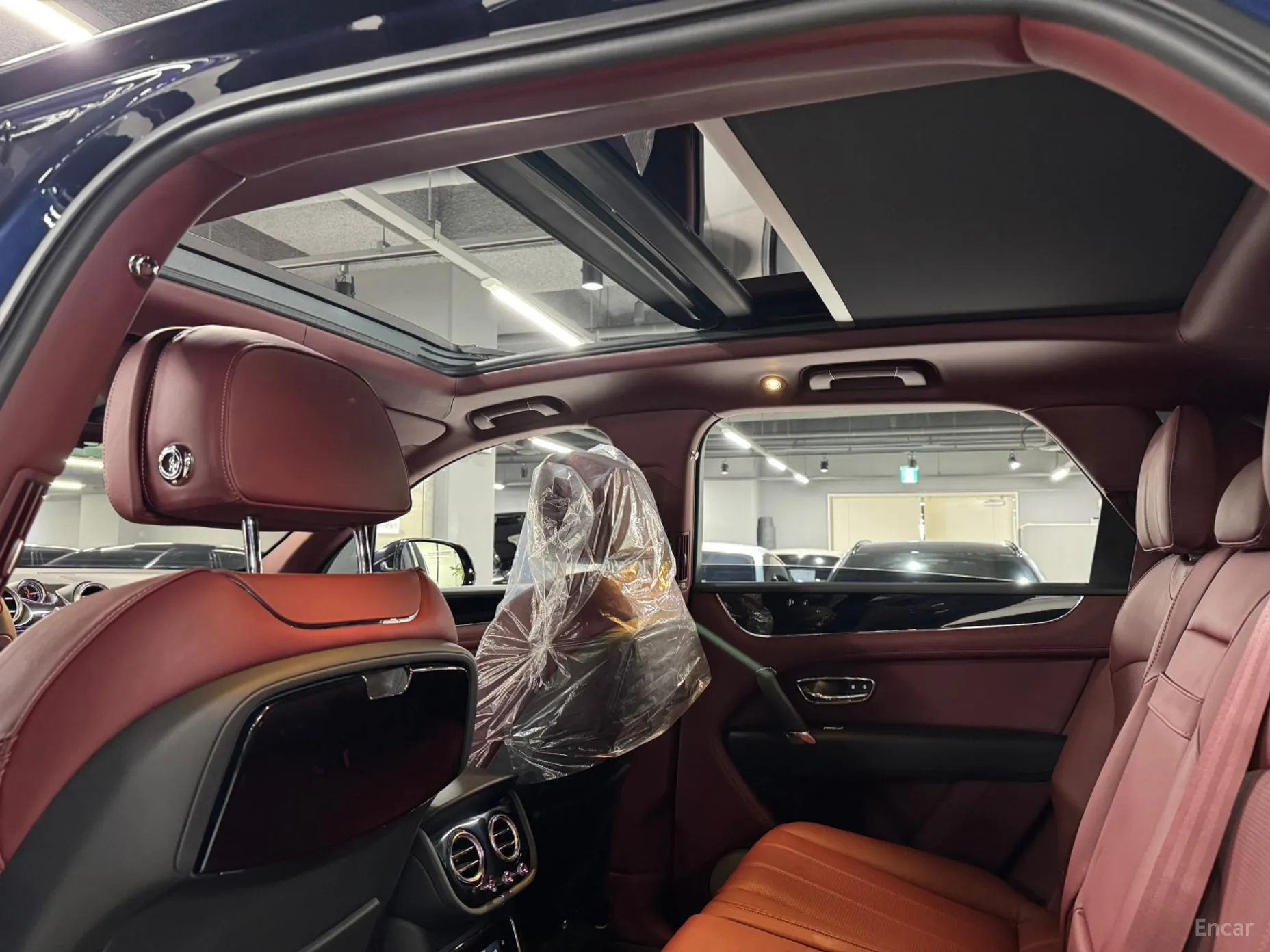 Bentley Bentayga превью 15