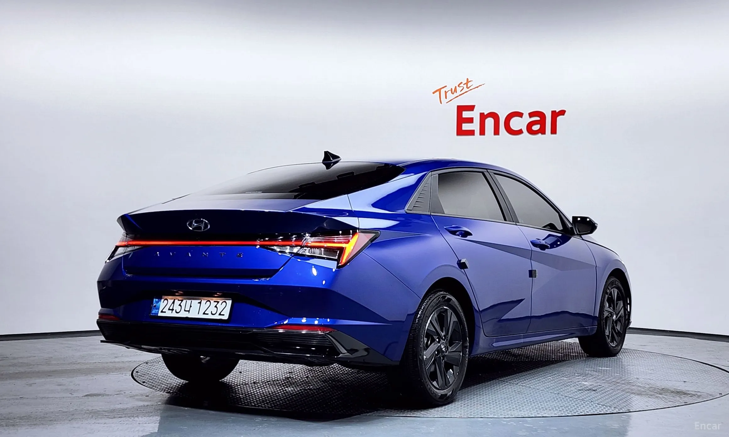 Hyundai Avante Hybrid (CN7)