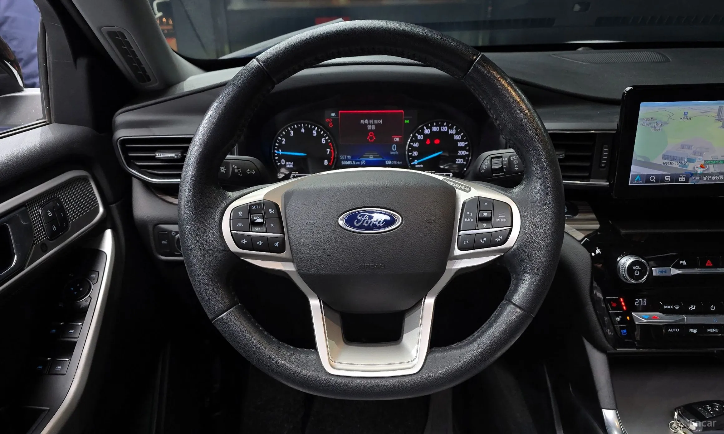 Ford Explorer 6th Generation превью 13