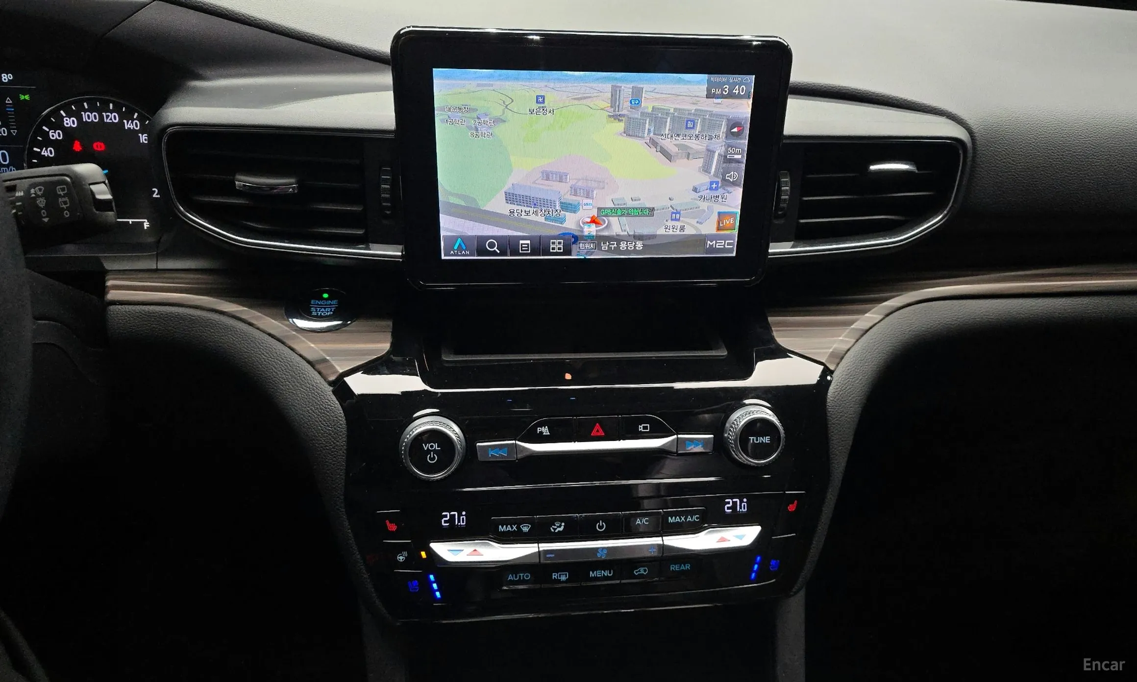 Ford Explorer 6th Generation превью 16