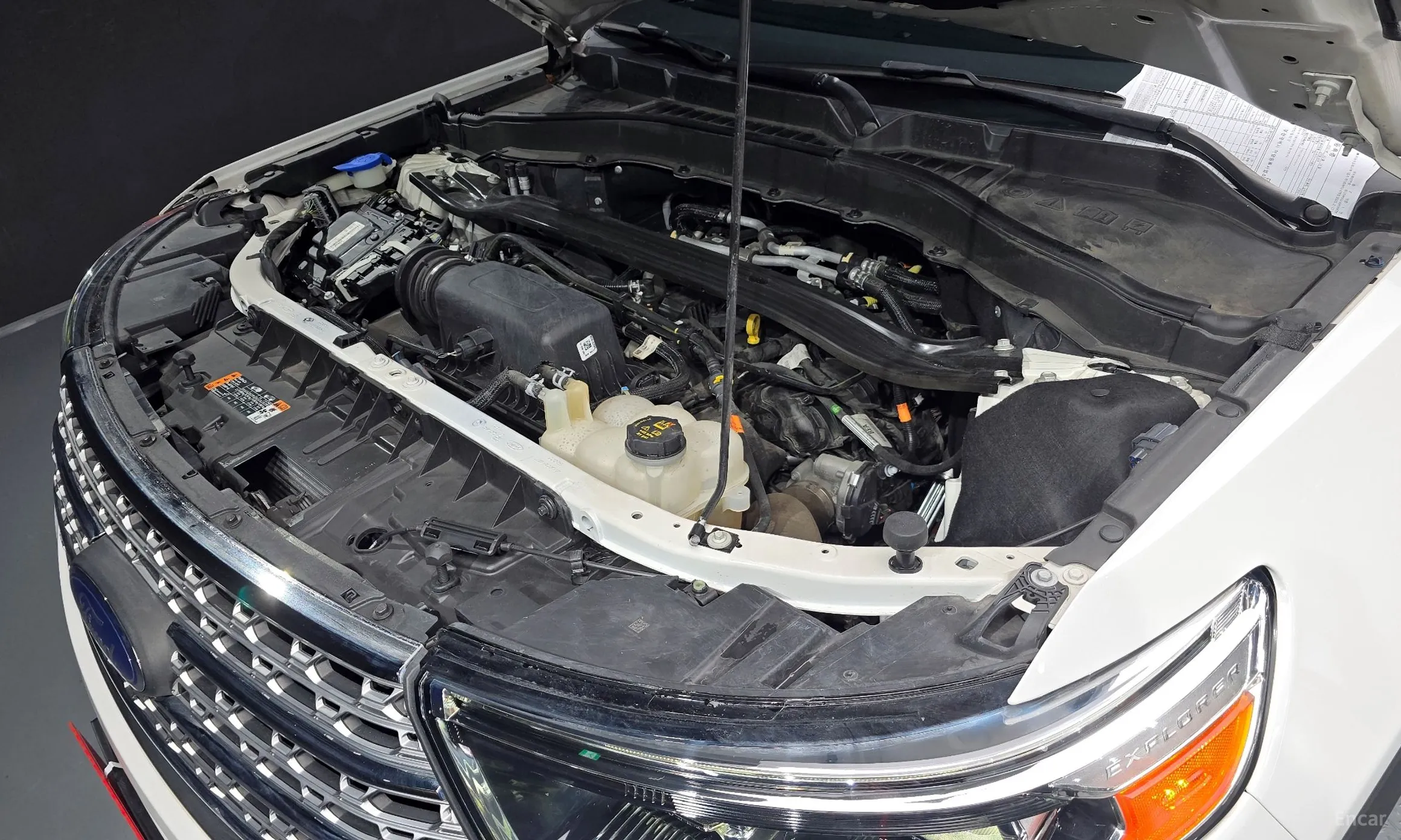 Ford Explorer 6th Generation превью 6