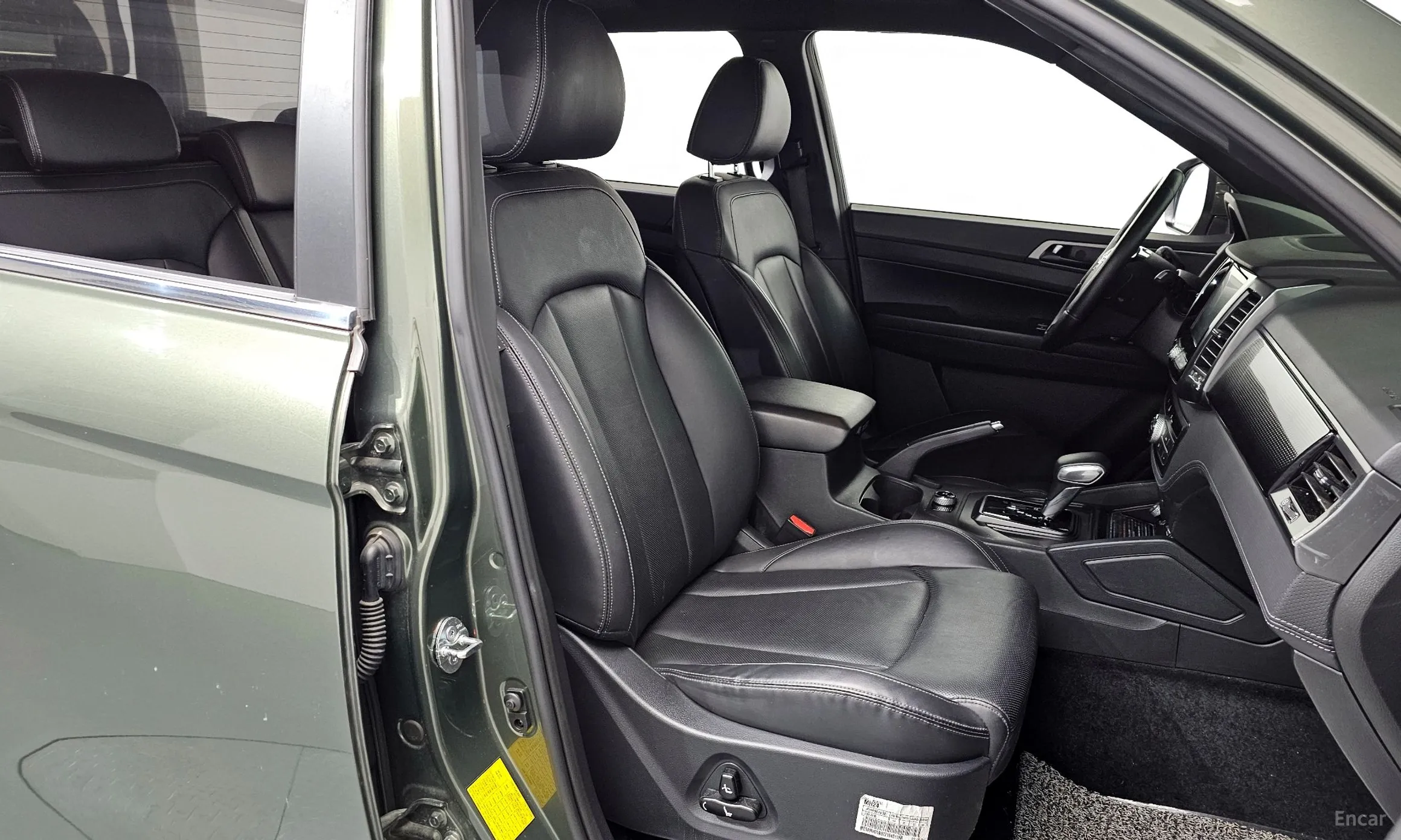 KG Mobility (SsangYong) Rexton Sports превью 10