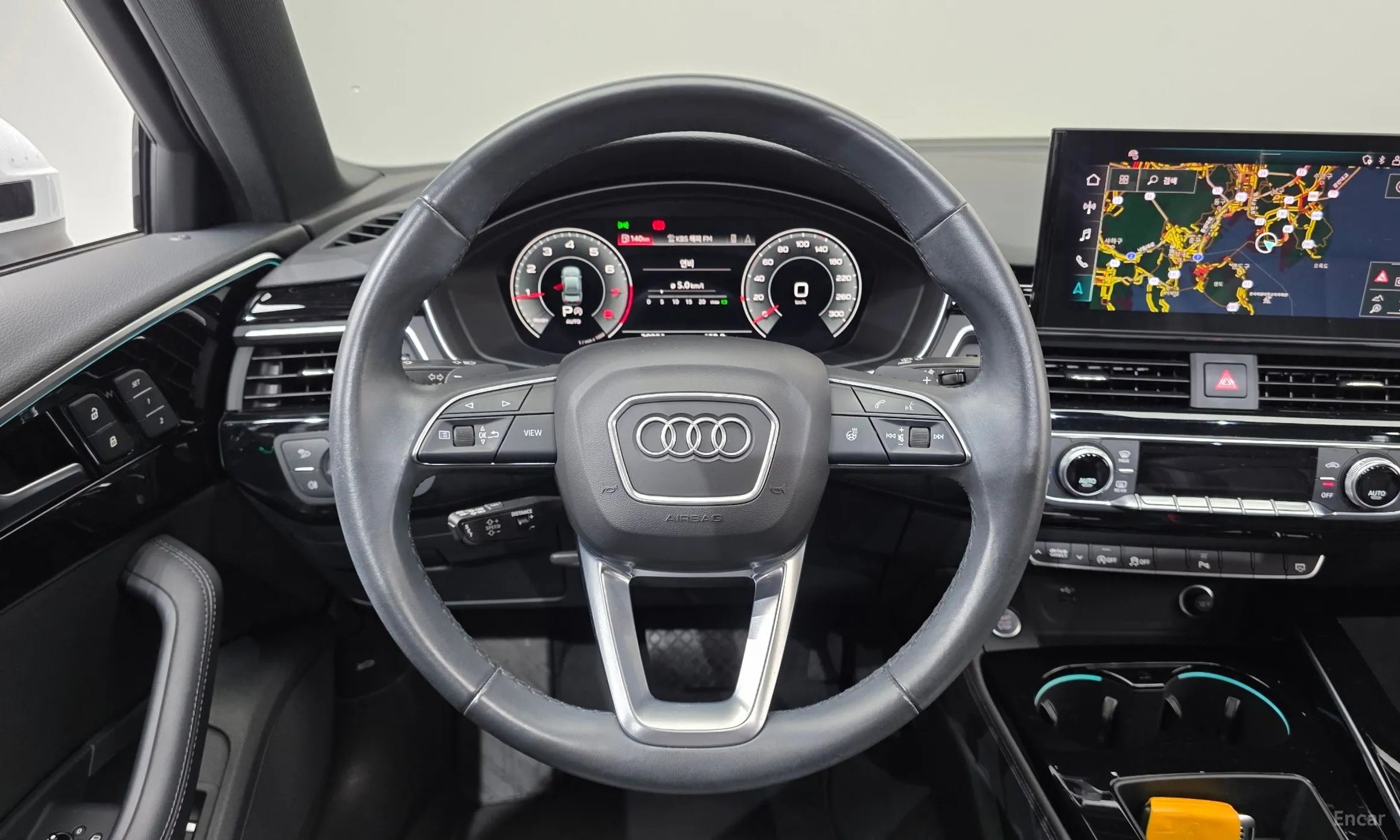 Audi A4 (B9) превью 13