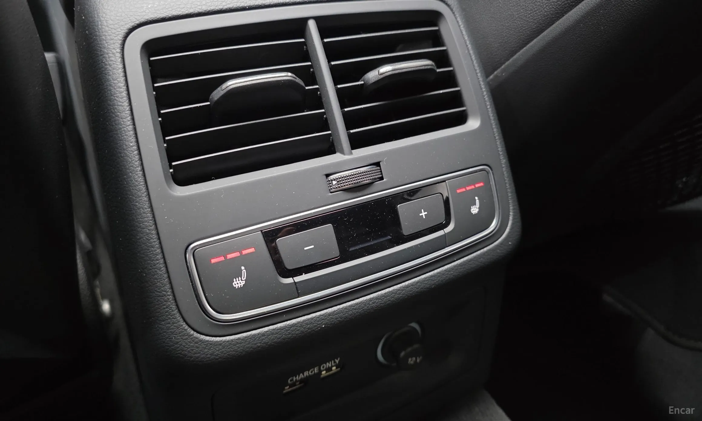 Audi A4 (B9) превью 18