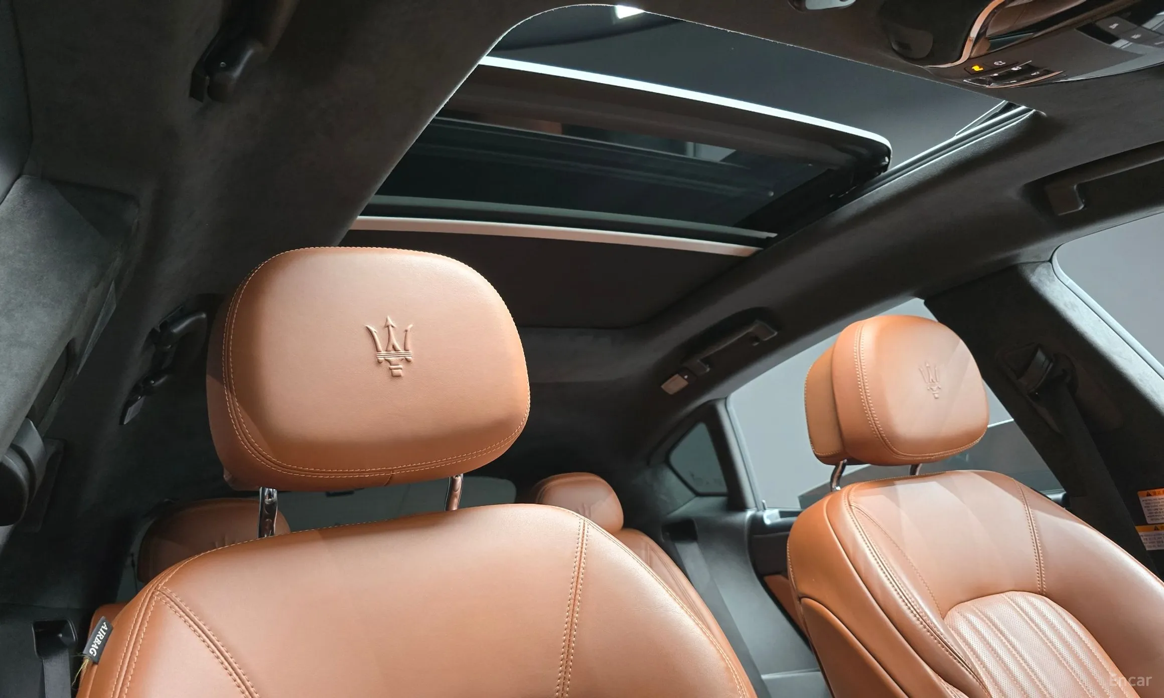 Maserati Levante превью 19