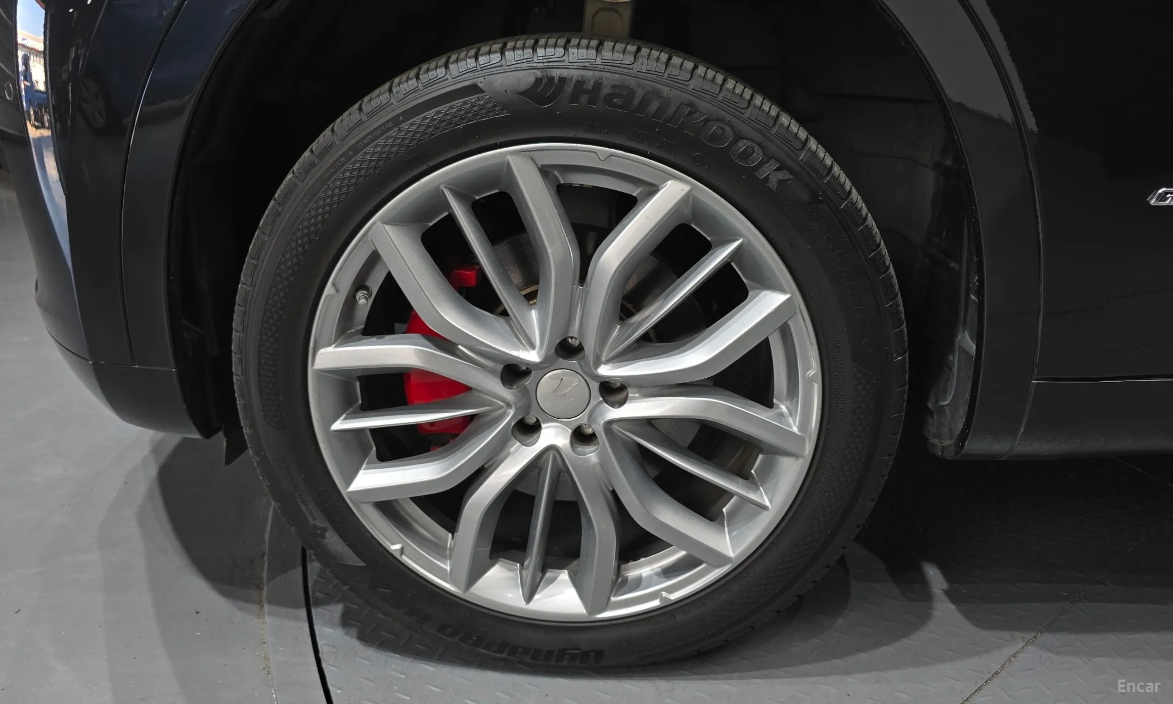 Maserati Levante превью 5