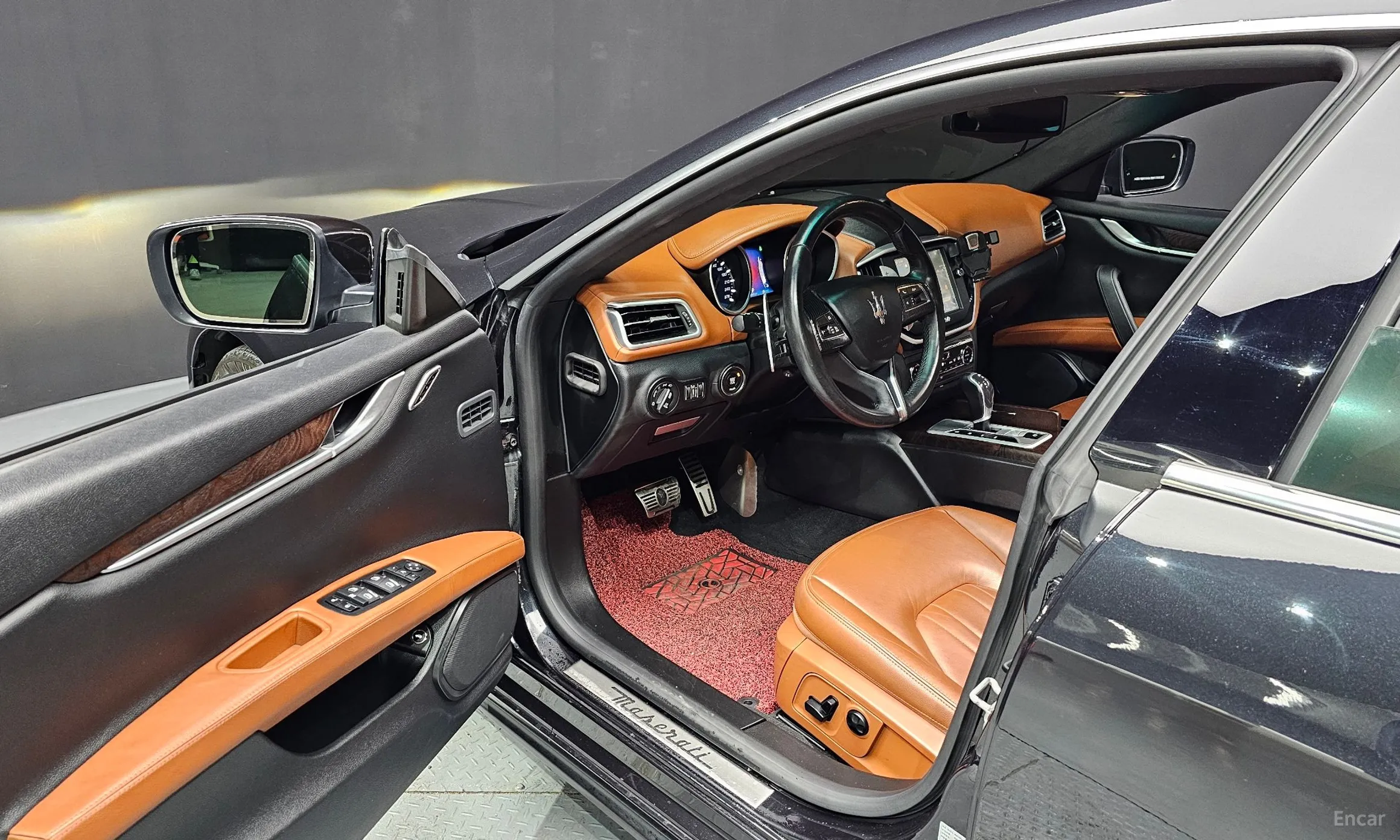 Maserati Ghibli превью 11