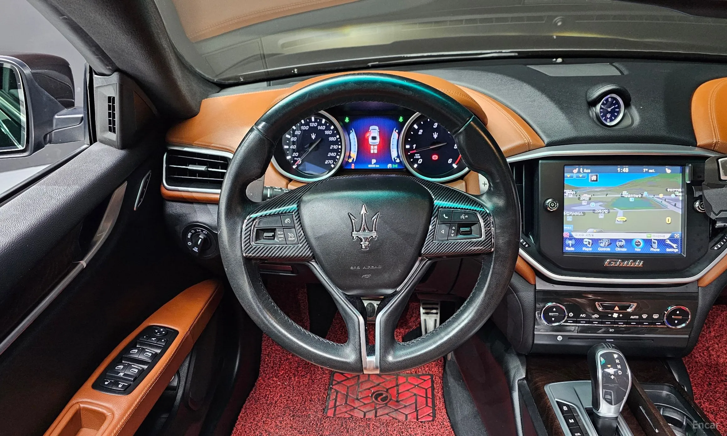 Maserati Ghibli превью 13
