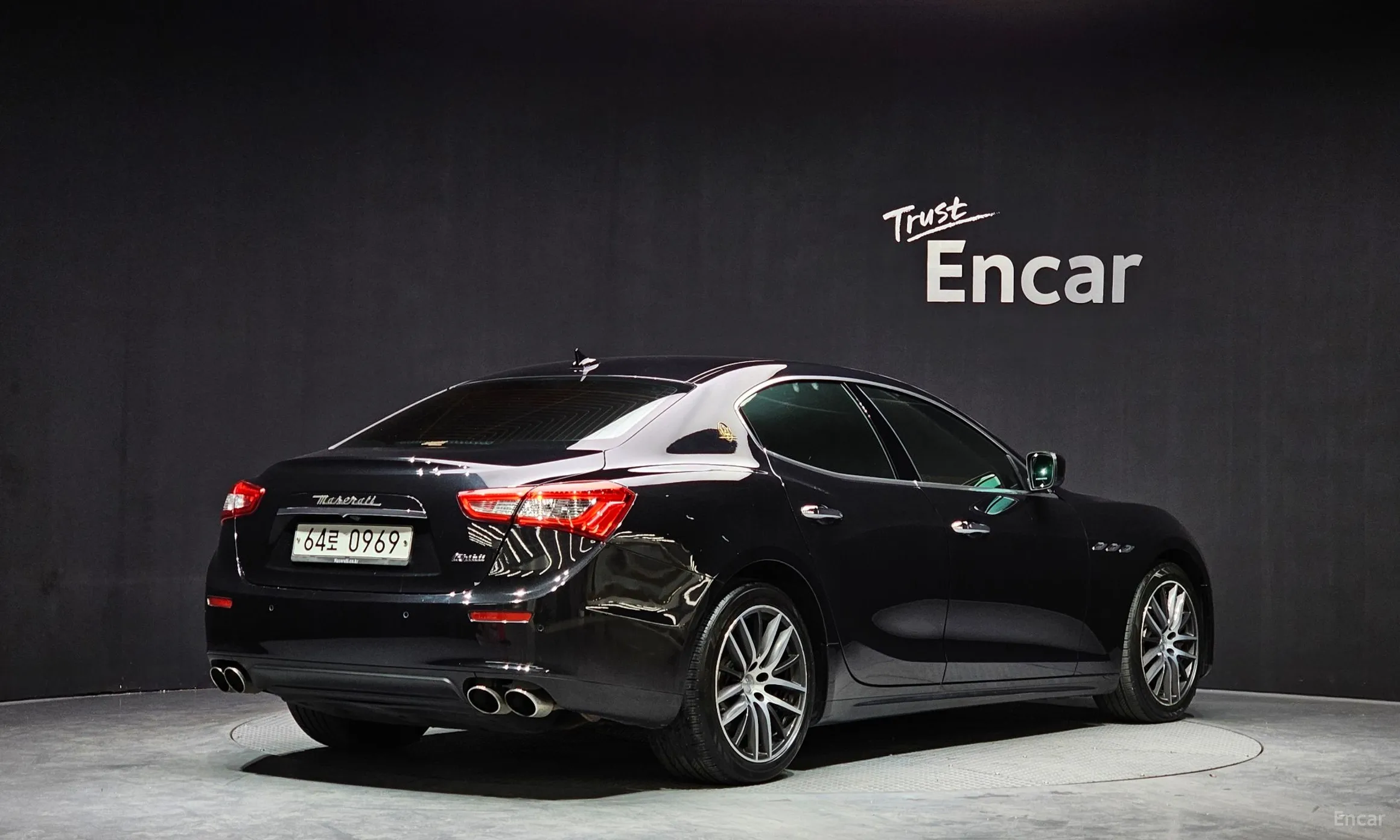 Maserati Ghibli превью 2