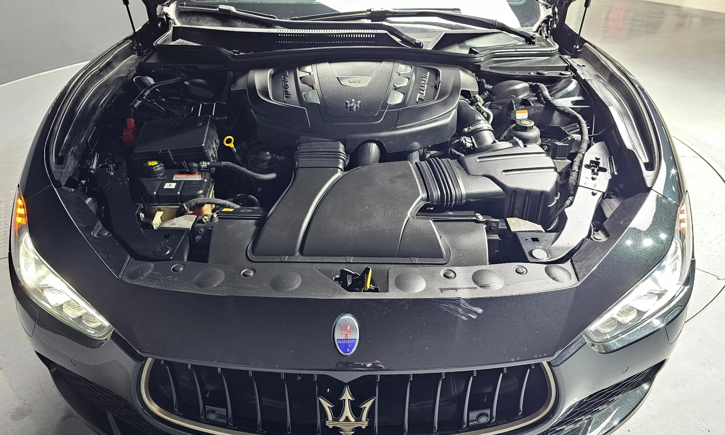 Maserati Ghibli превью 6