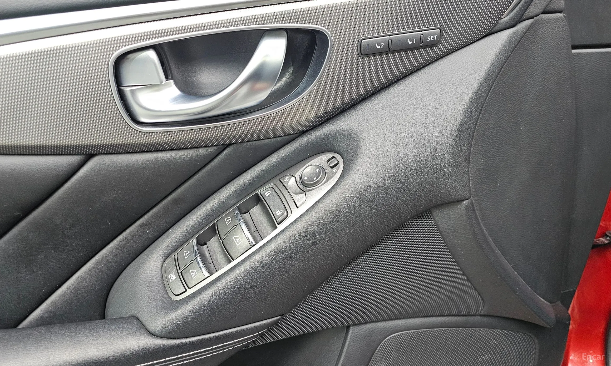 Infiniti Q50 превью 18