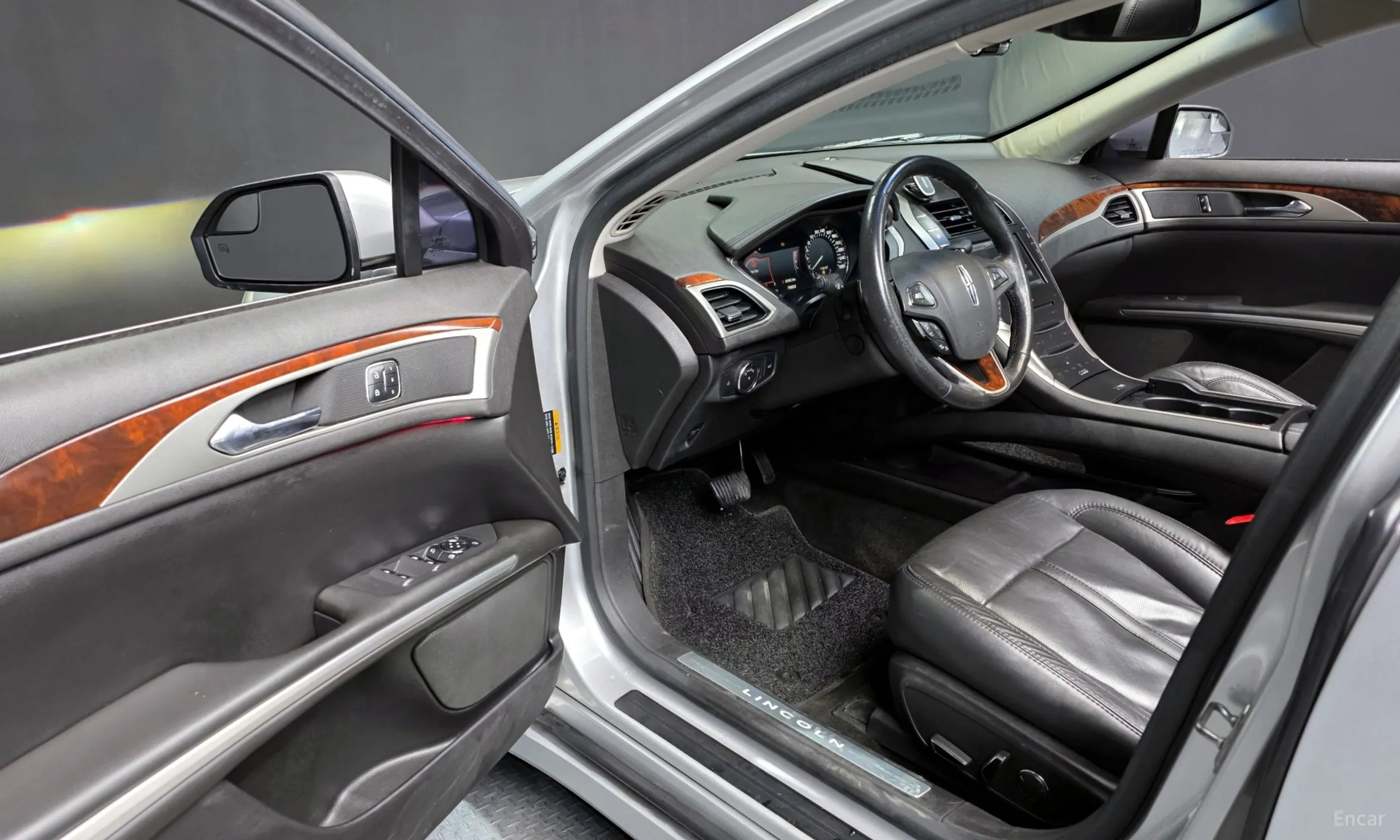 Lincoln New MKZ превью 10