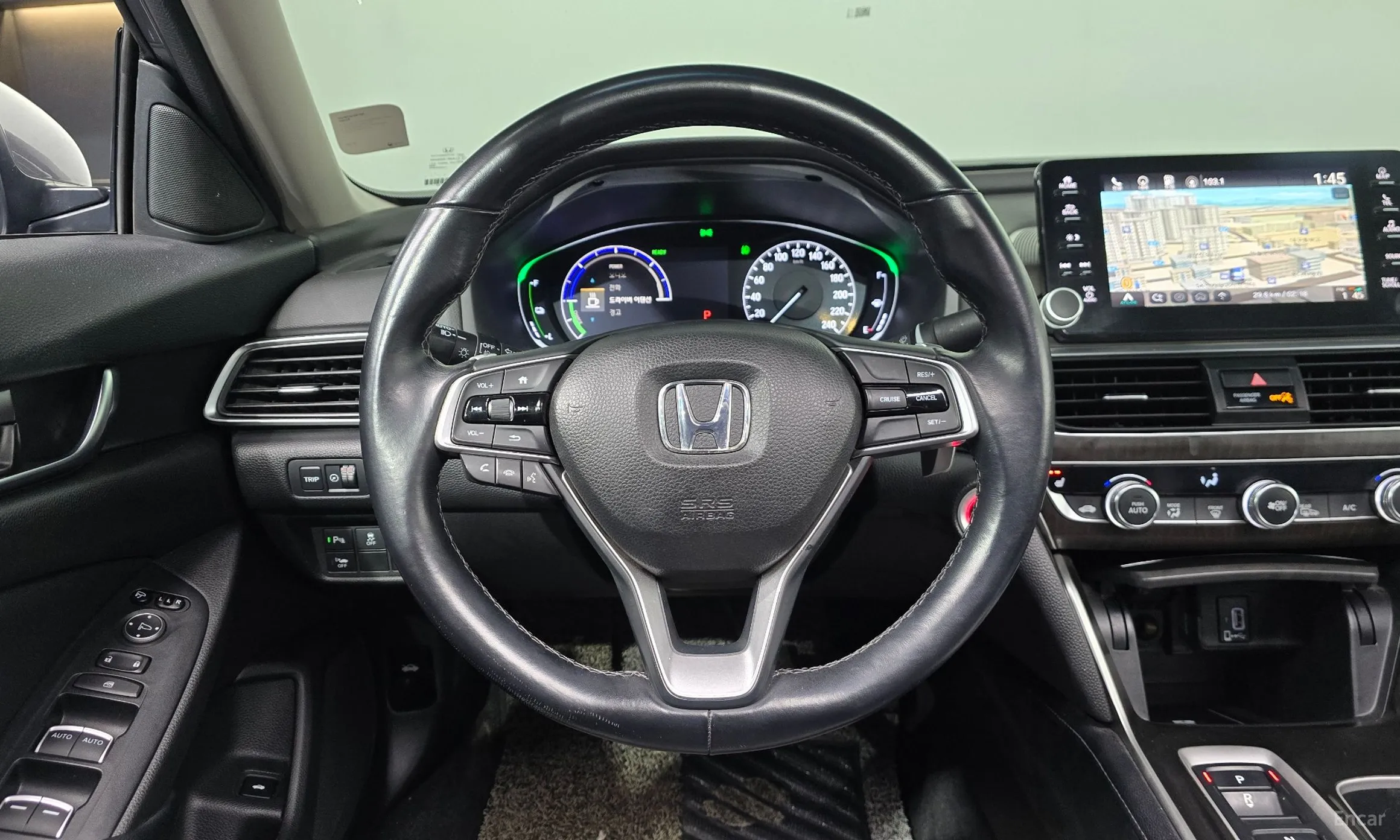 Honda Accord 10th Generation превью 13