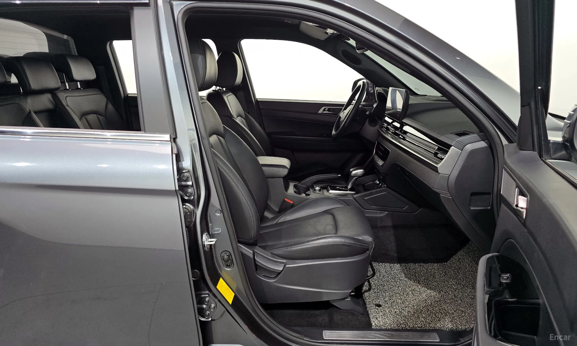 KG Mobility (SsangYong) Rexton Sports превью 11