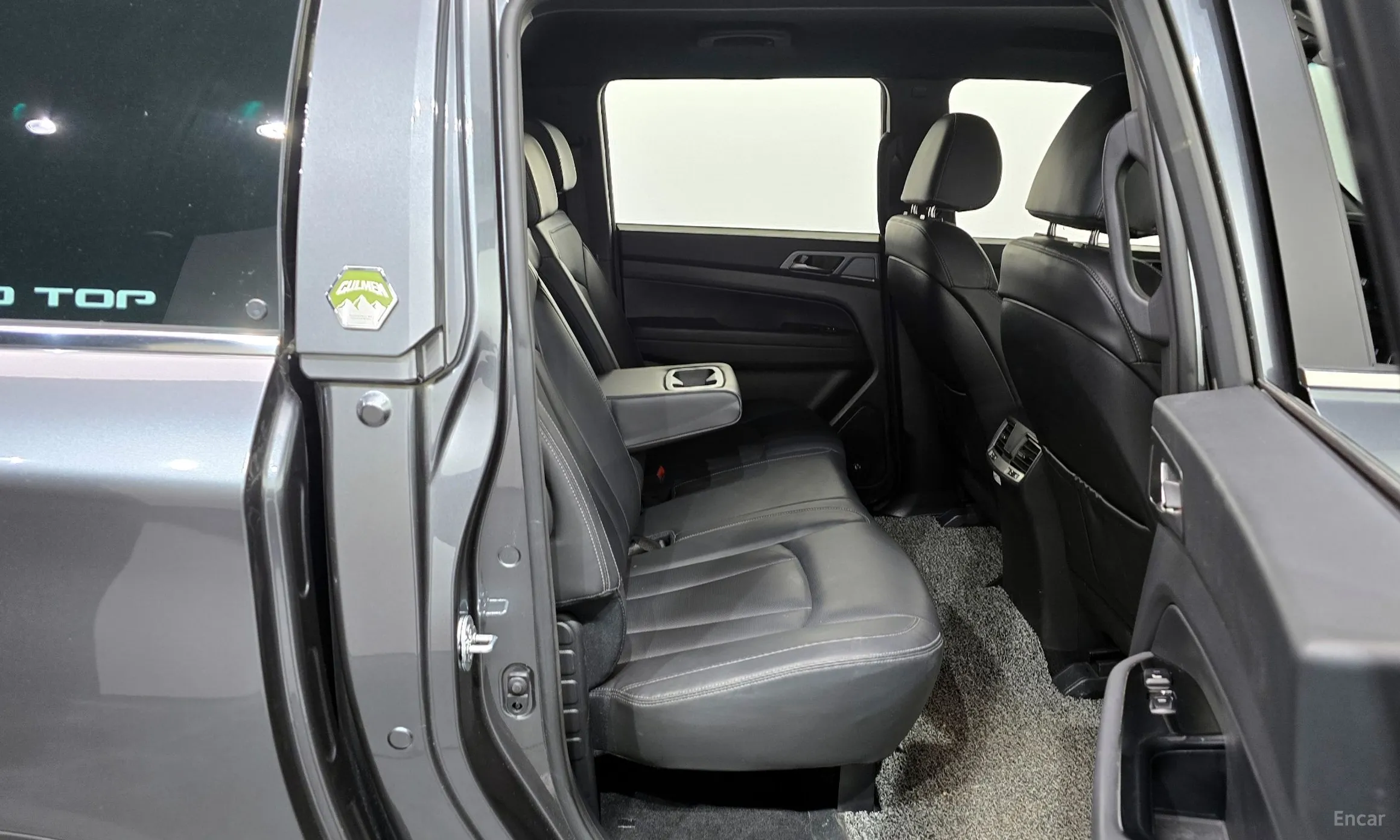 KG Mobility (SsangYong) Rexton Sports превью 12