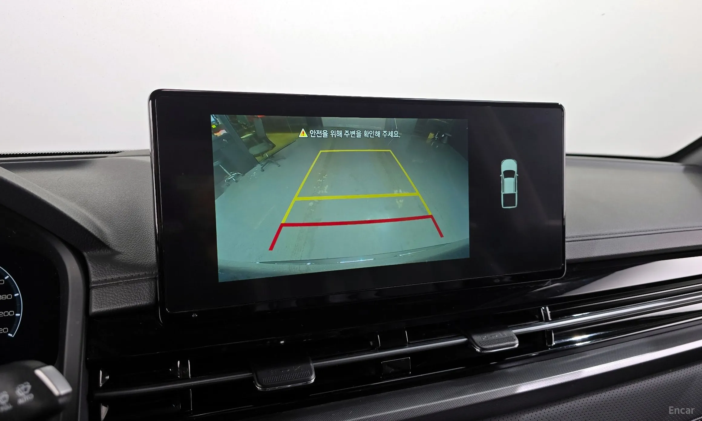 KG Mobility (SsangYong) Rexton Sports превью 15