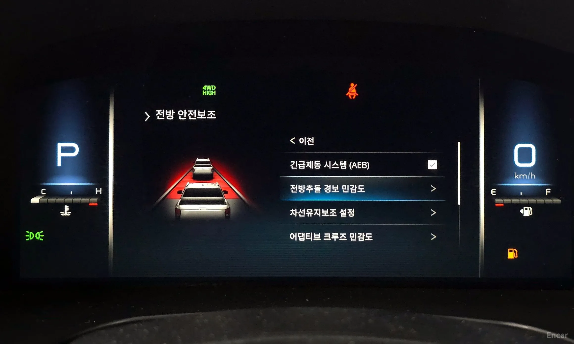 KG Mobility (SsangYong) Rexton Sports превью 16