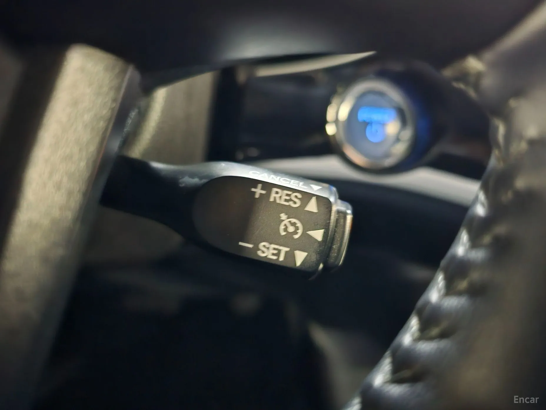 Toyota Prius 4th Generation превью 15