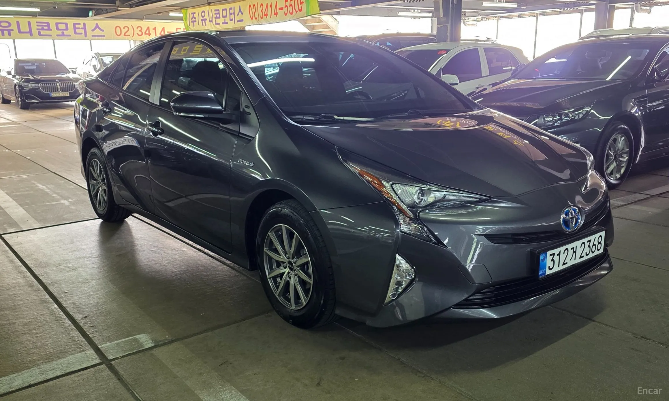Toyota Prius 4th Generation превью 3