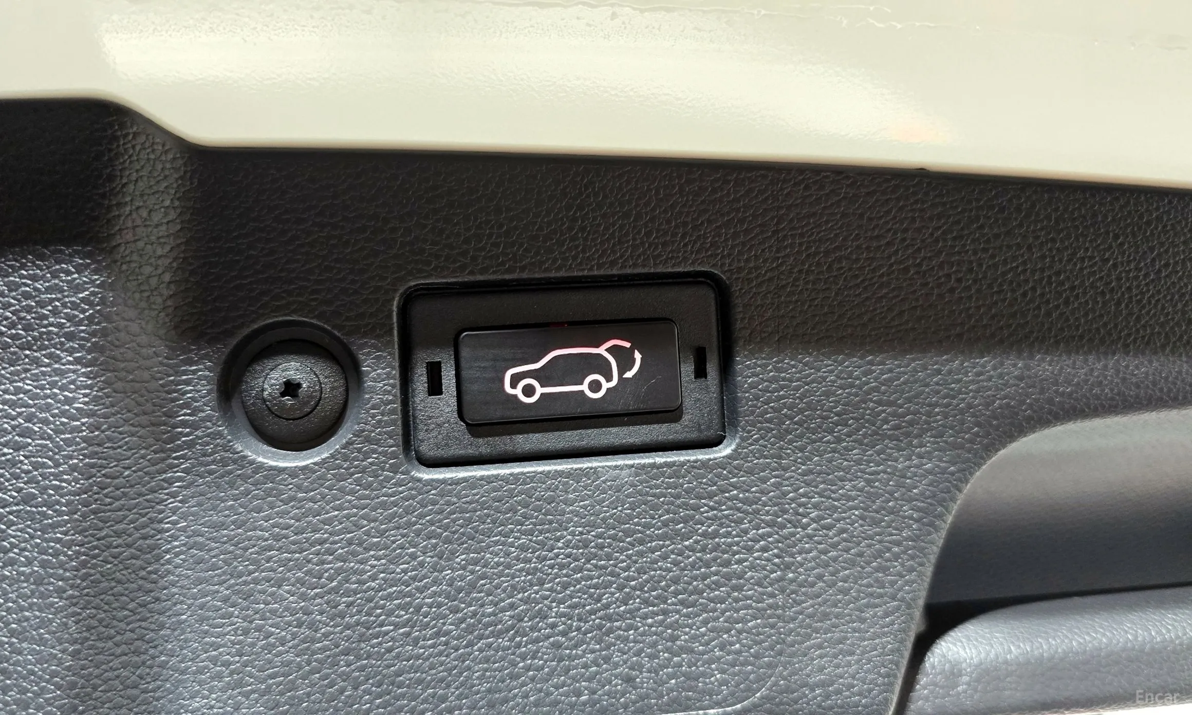 KG Mobility (SsangYong) Torres превью 20