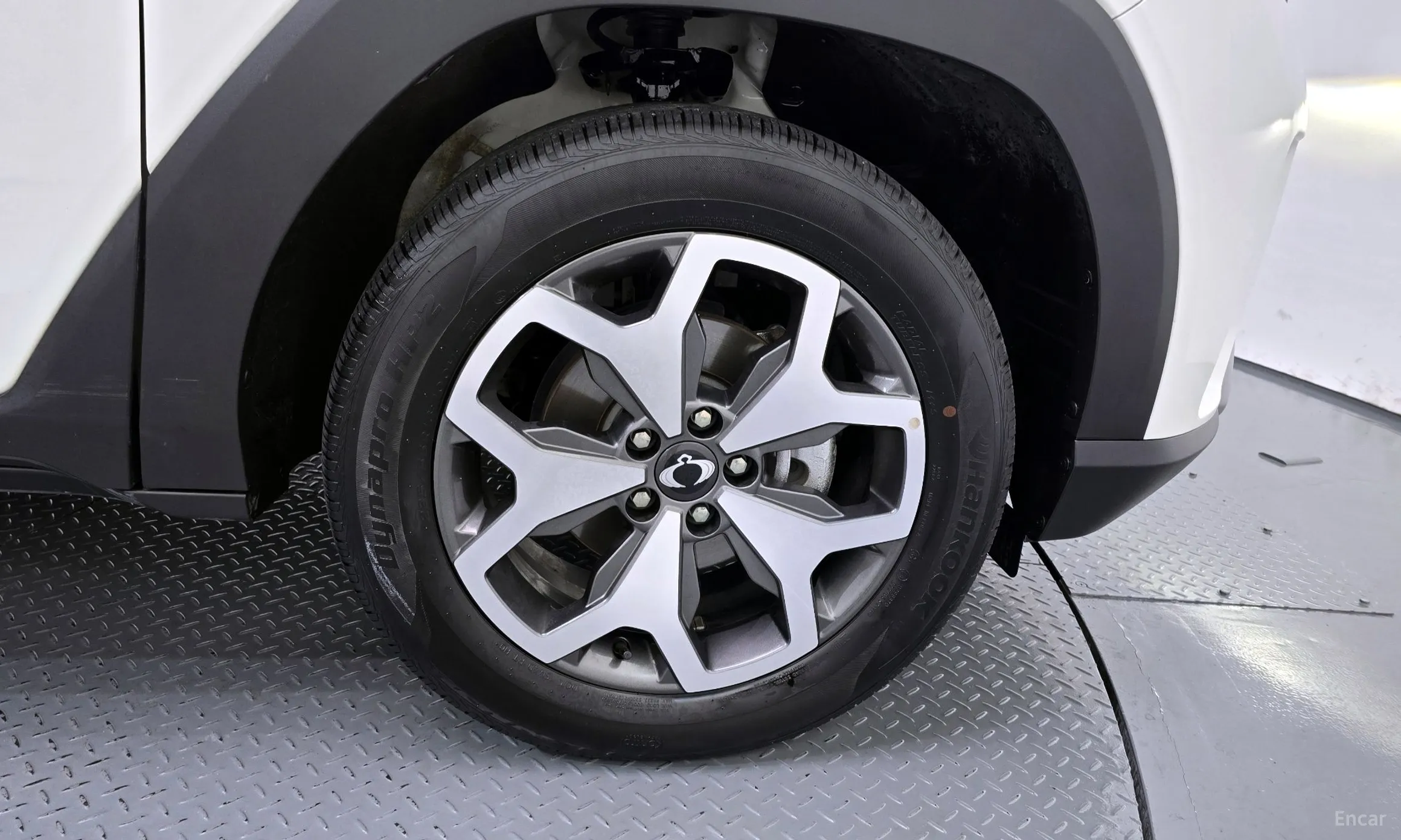 KG Mobility (SsangYong) Torres превью 5