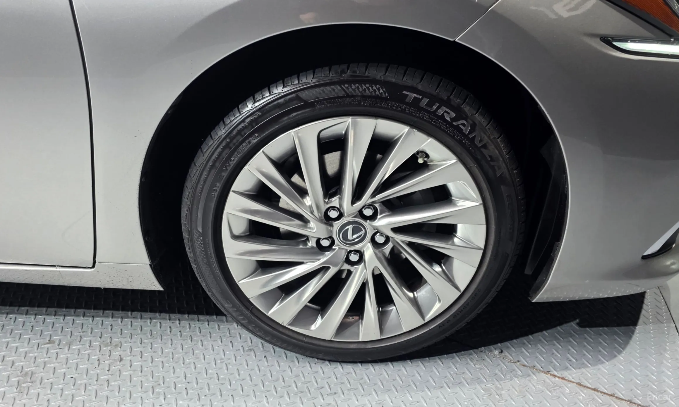 Lexus ES300h 7th Generation превью 5