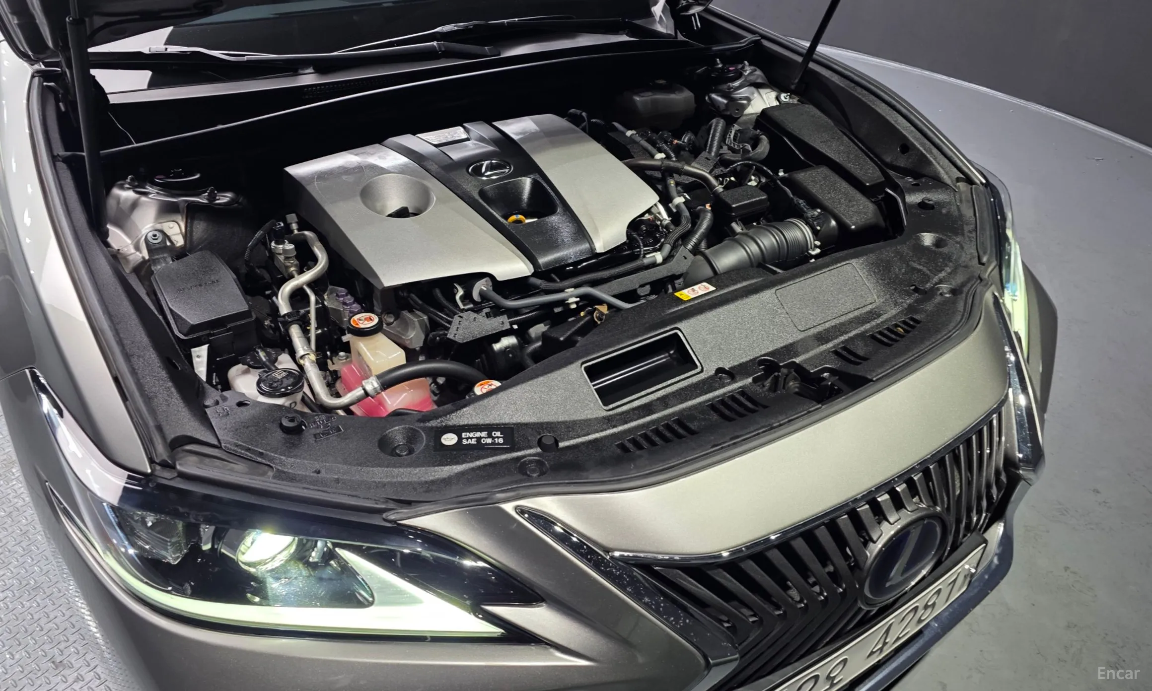 Lexus ES300h 7th Generation превью 6