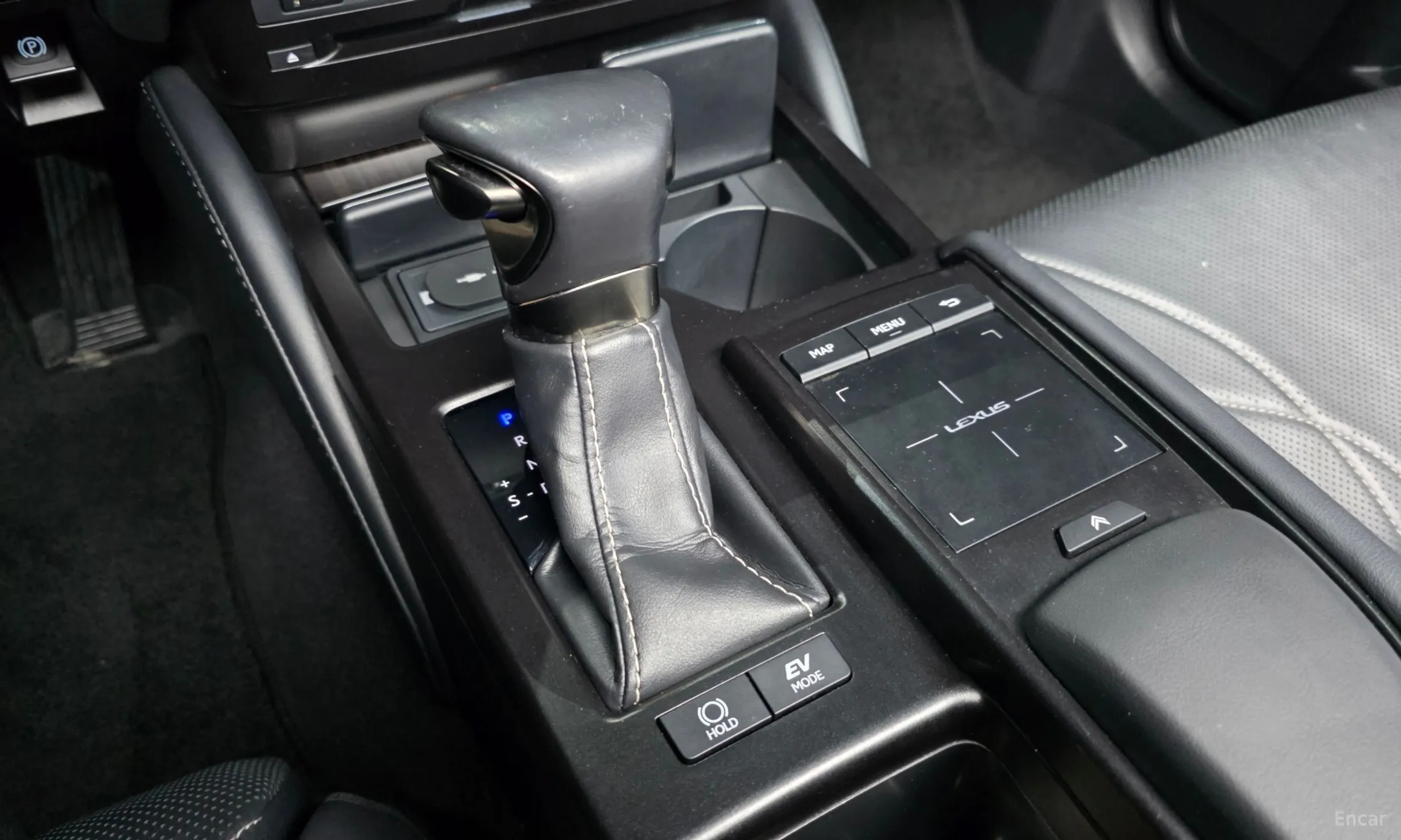 Lexus ES300h 7th Generation превью 9
