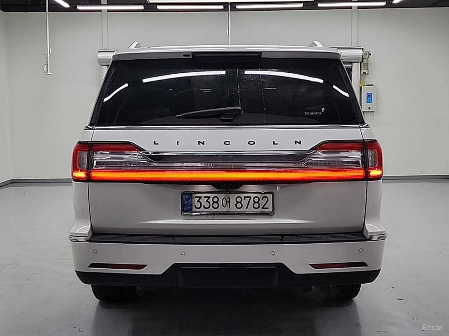 Lincoln Navigator 4th generation превью 3