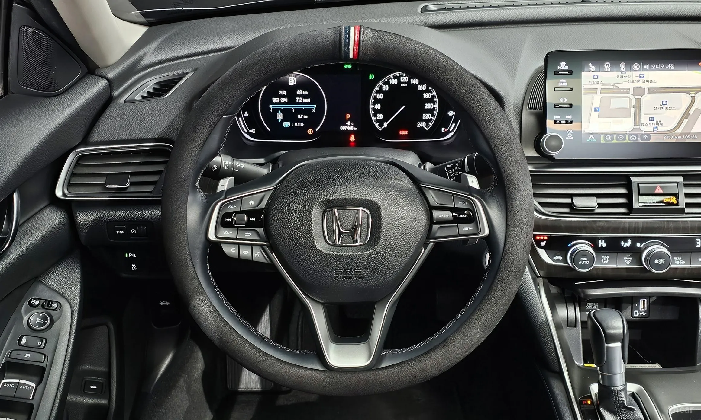 Honda Accord 10th Generation превью 13