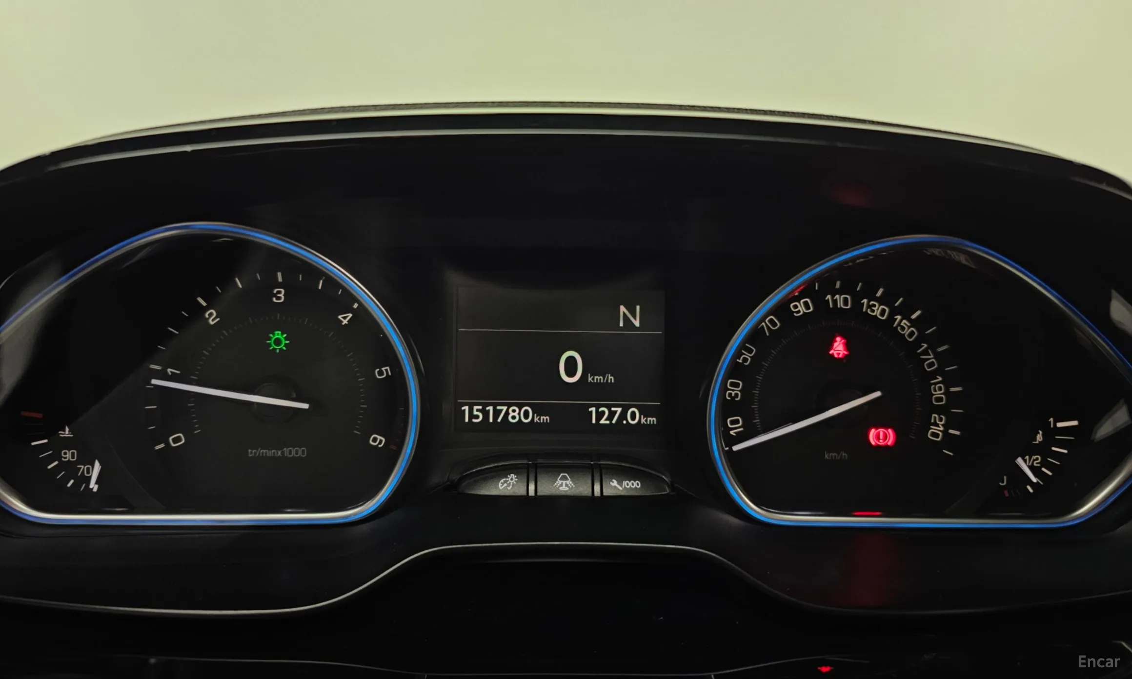 Peugeot 2008. превью 8