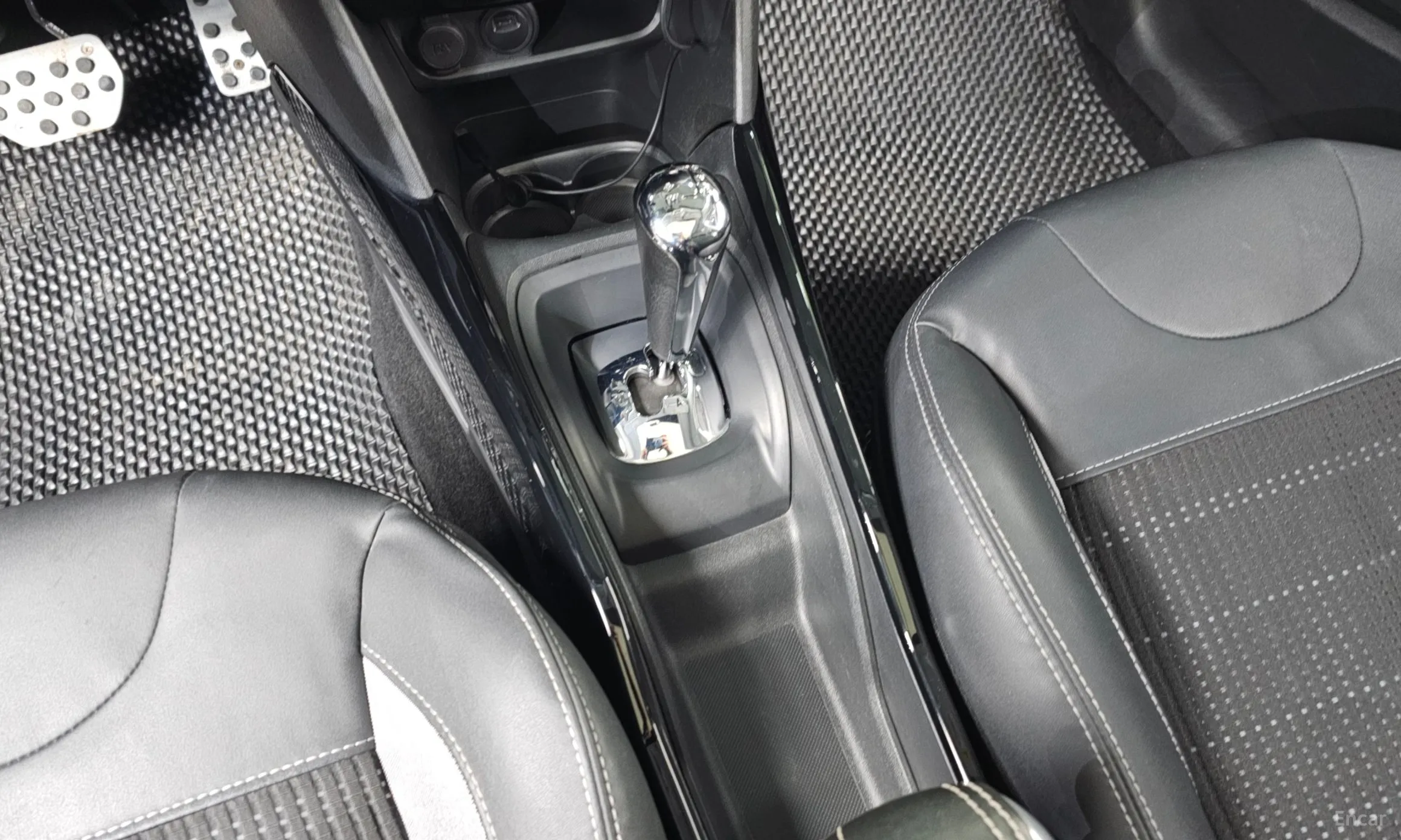Peugeot 2008. превью 9
