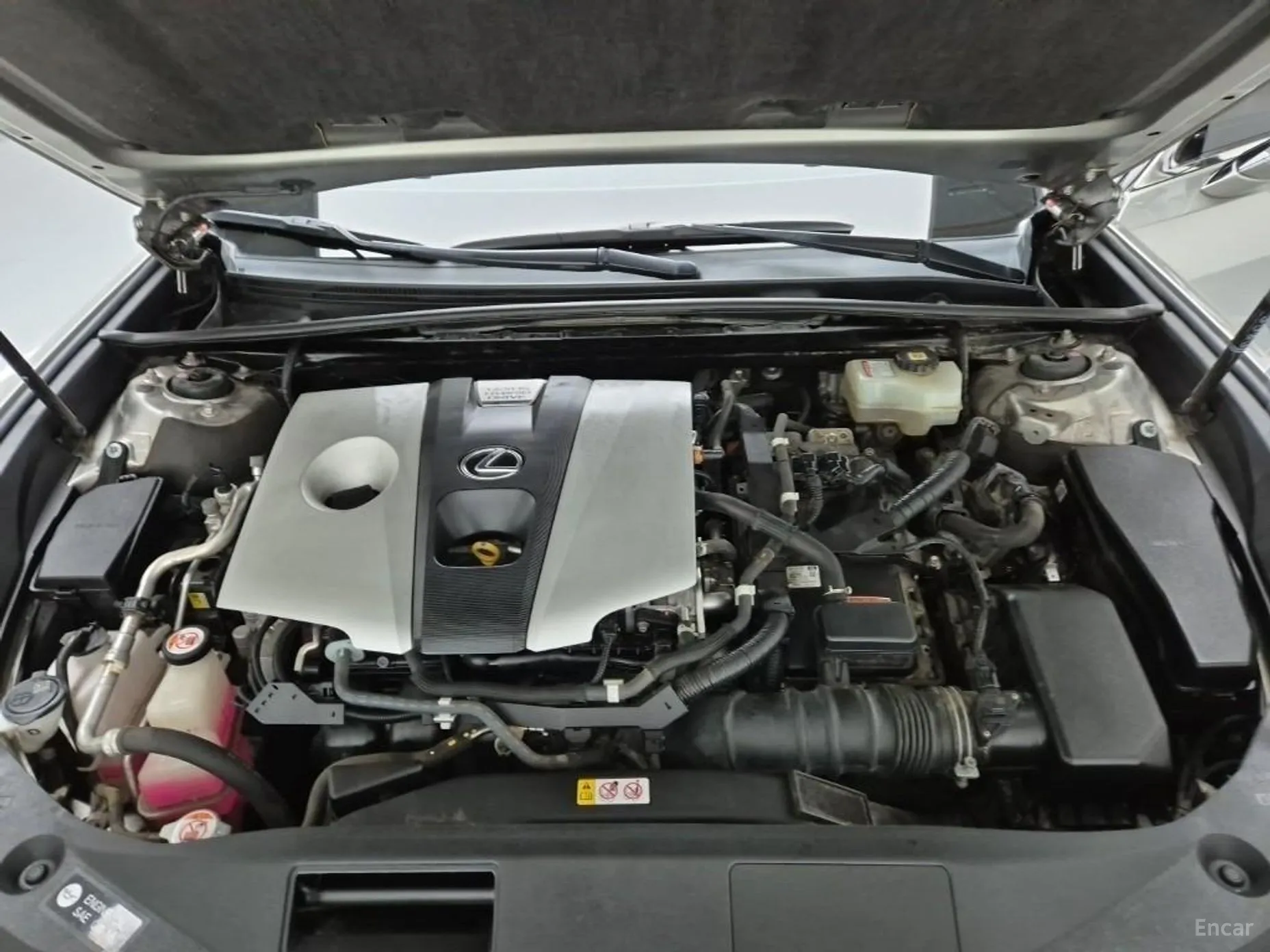 Lexus ES300h 7th Generation превью 5