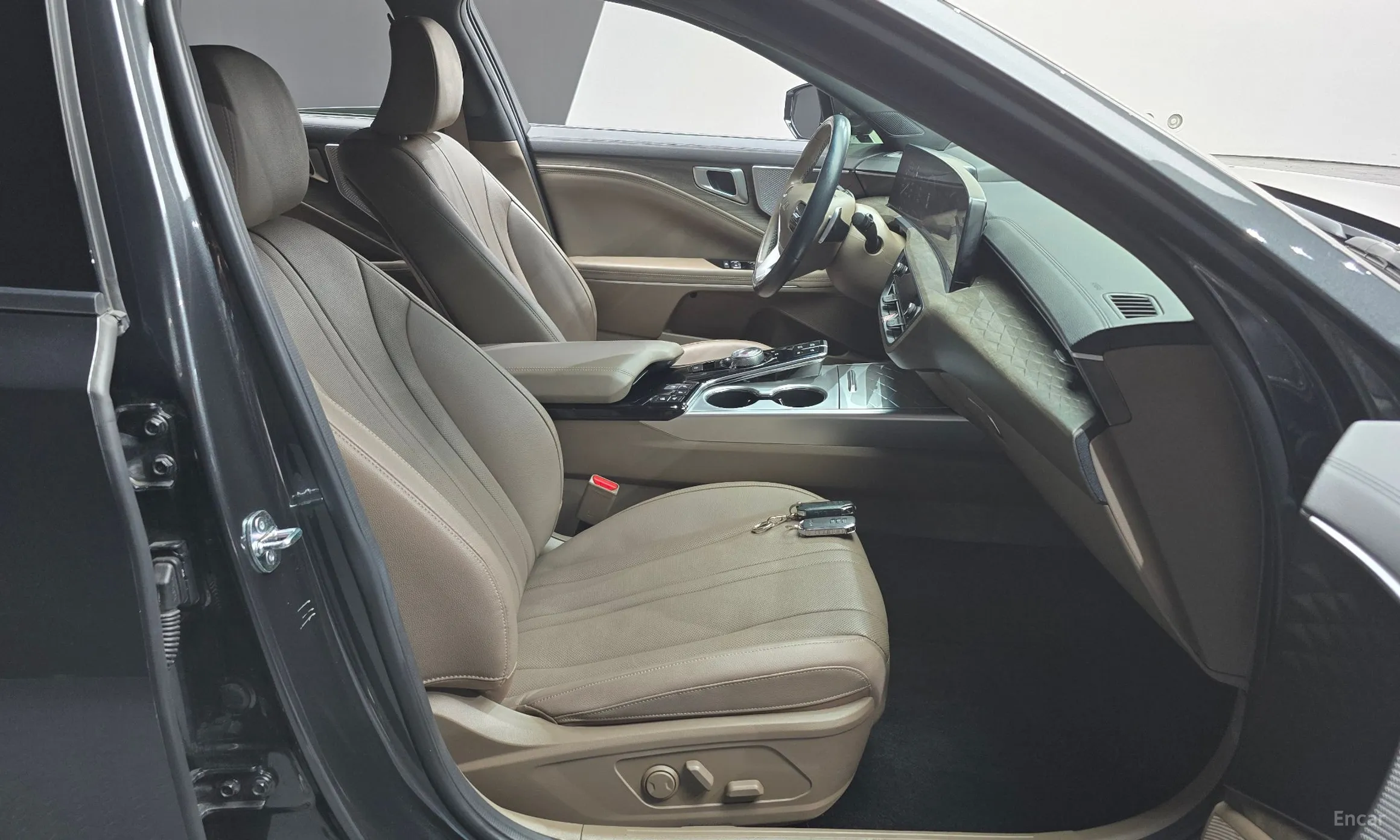 Kia K8 превью 10