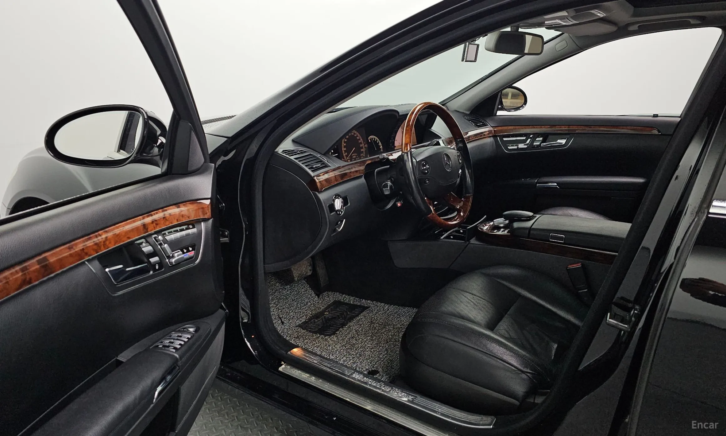 Mercedes Benz S-Class W221 превью 10
