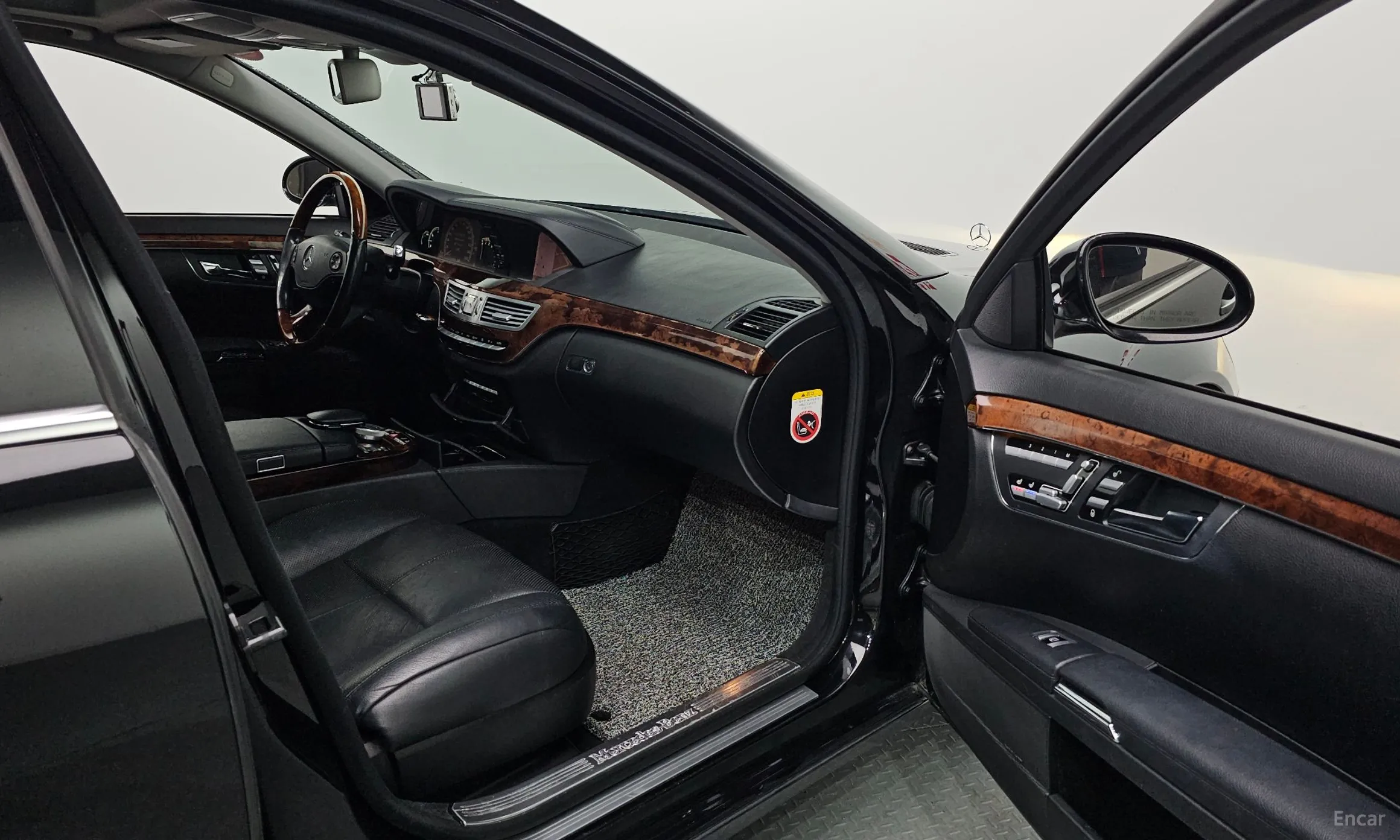 Mercedes Benz S-Class W221 превью 11
