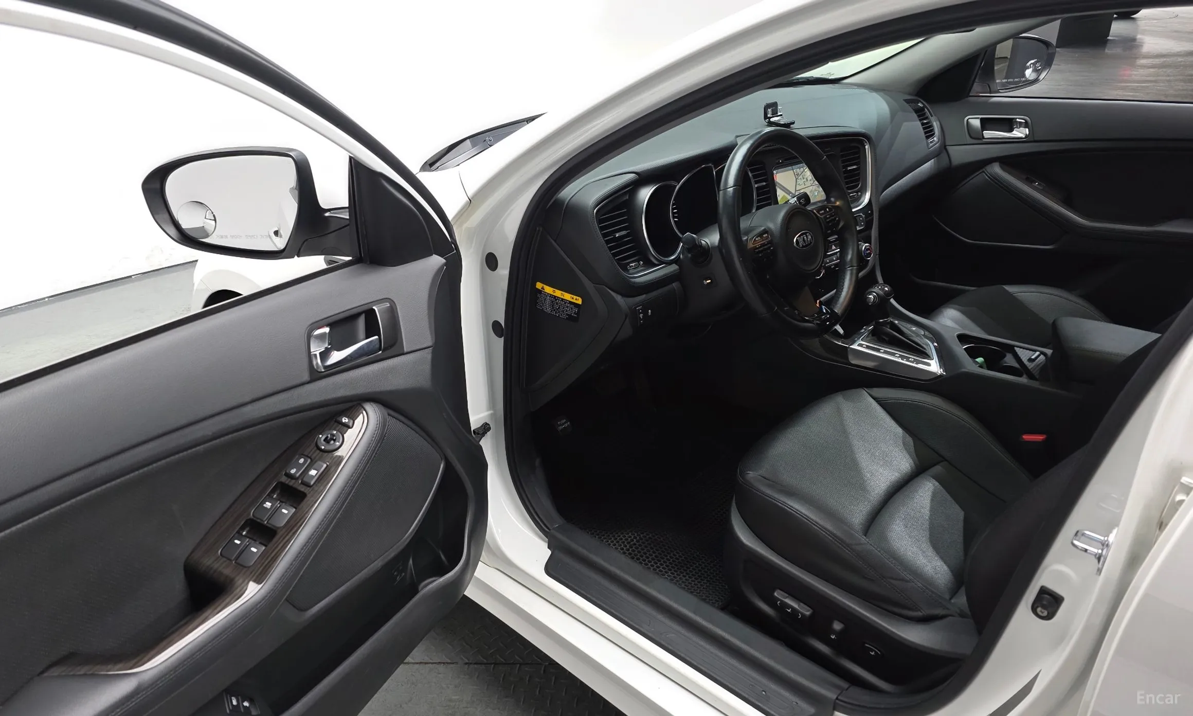Kia K5 превью 12