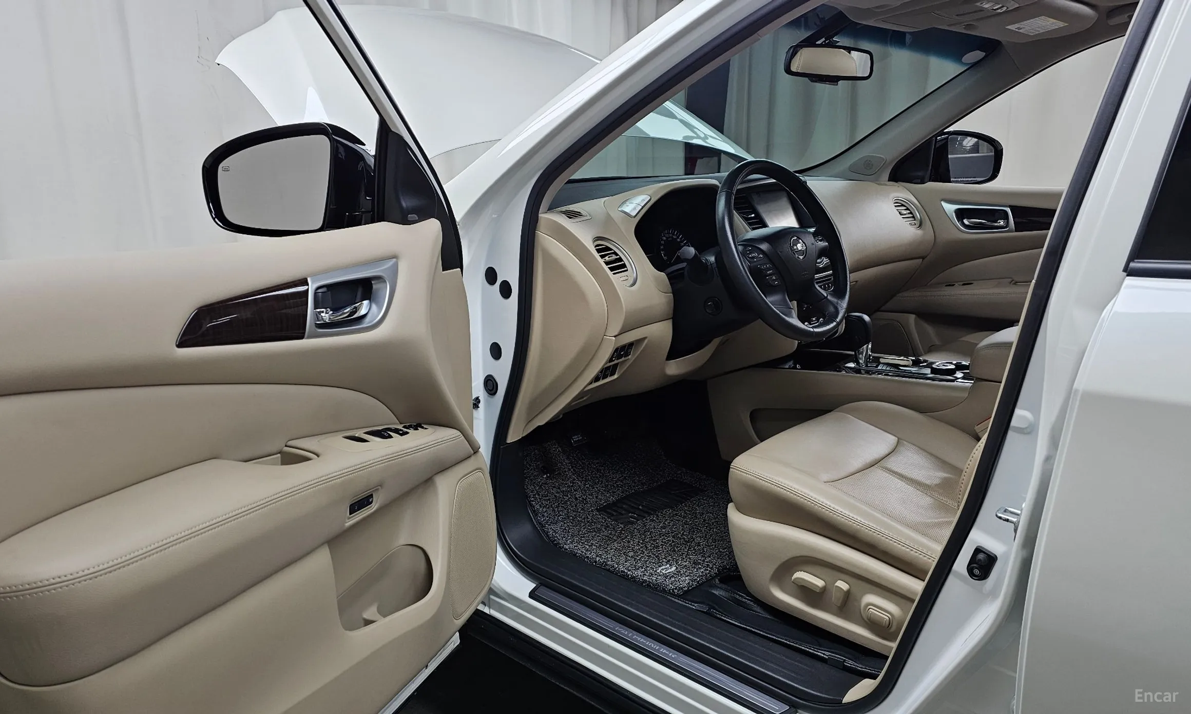 Nissan Pathfinder Gen 4 превью 10