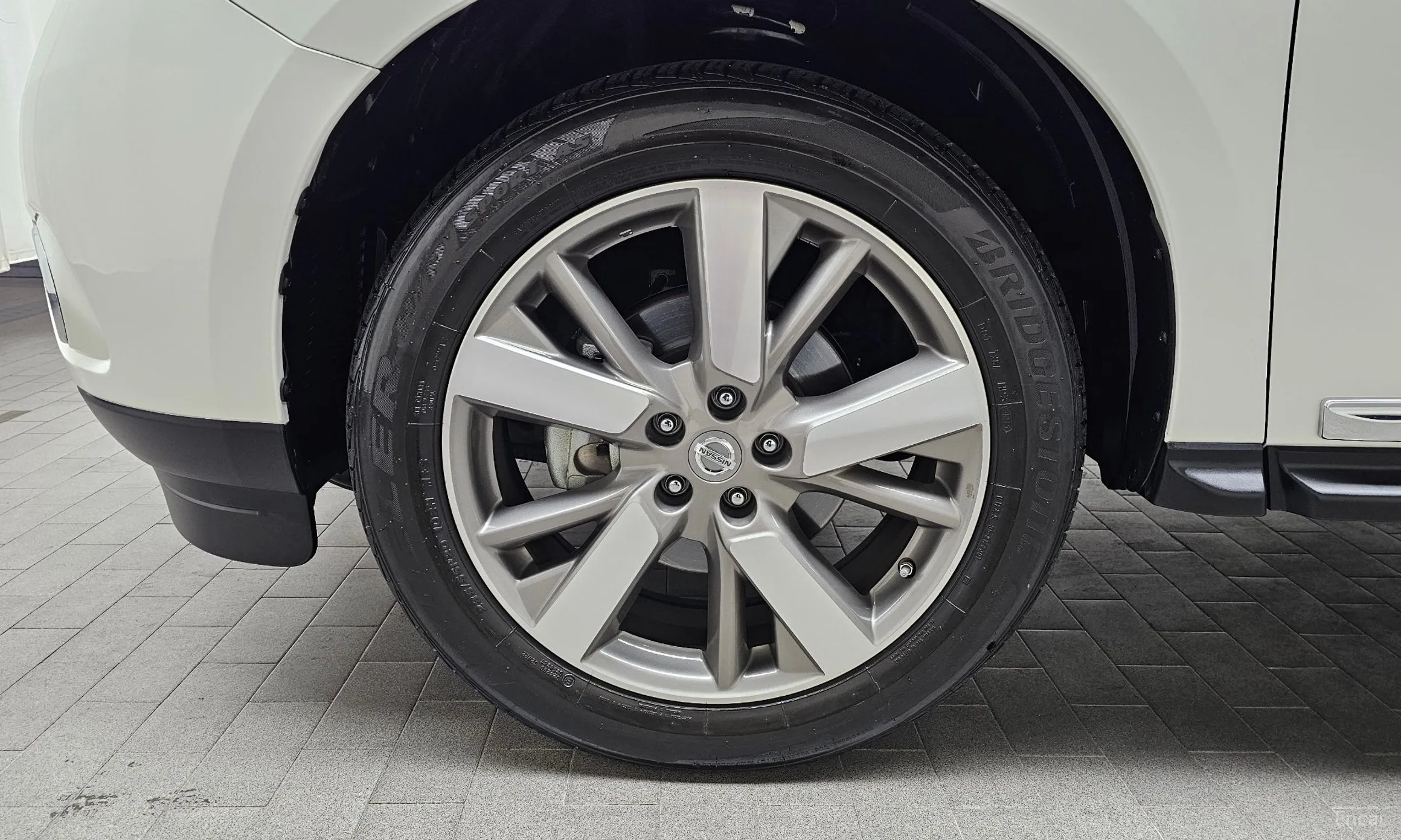 Nissan Pathfinder Gen 4 превью 5