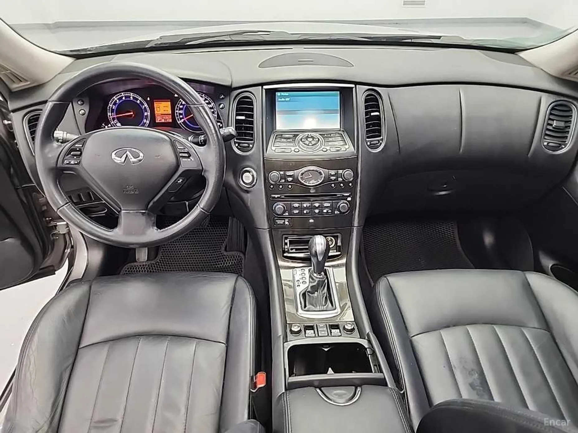 Infiniti EX35 превью 7