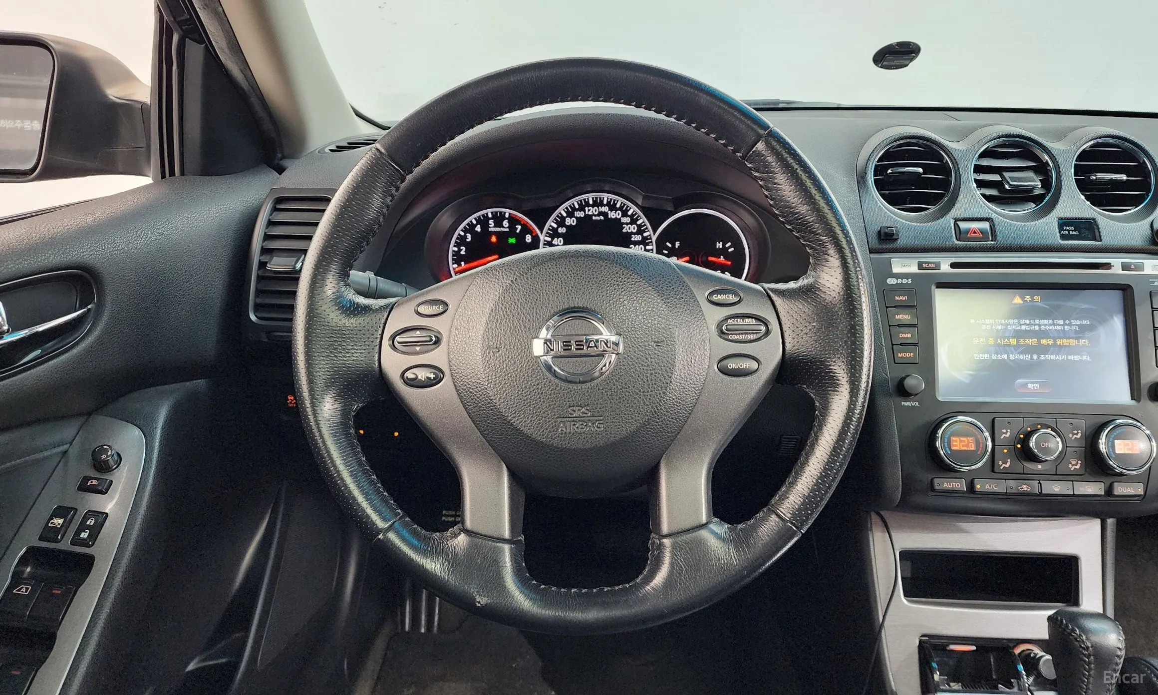 Nissan Altima превью 13