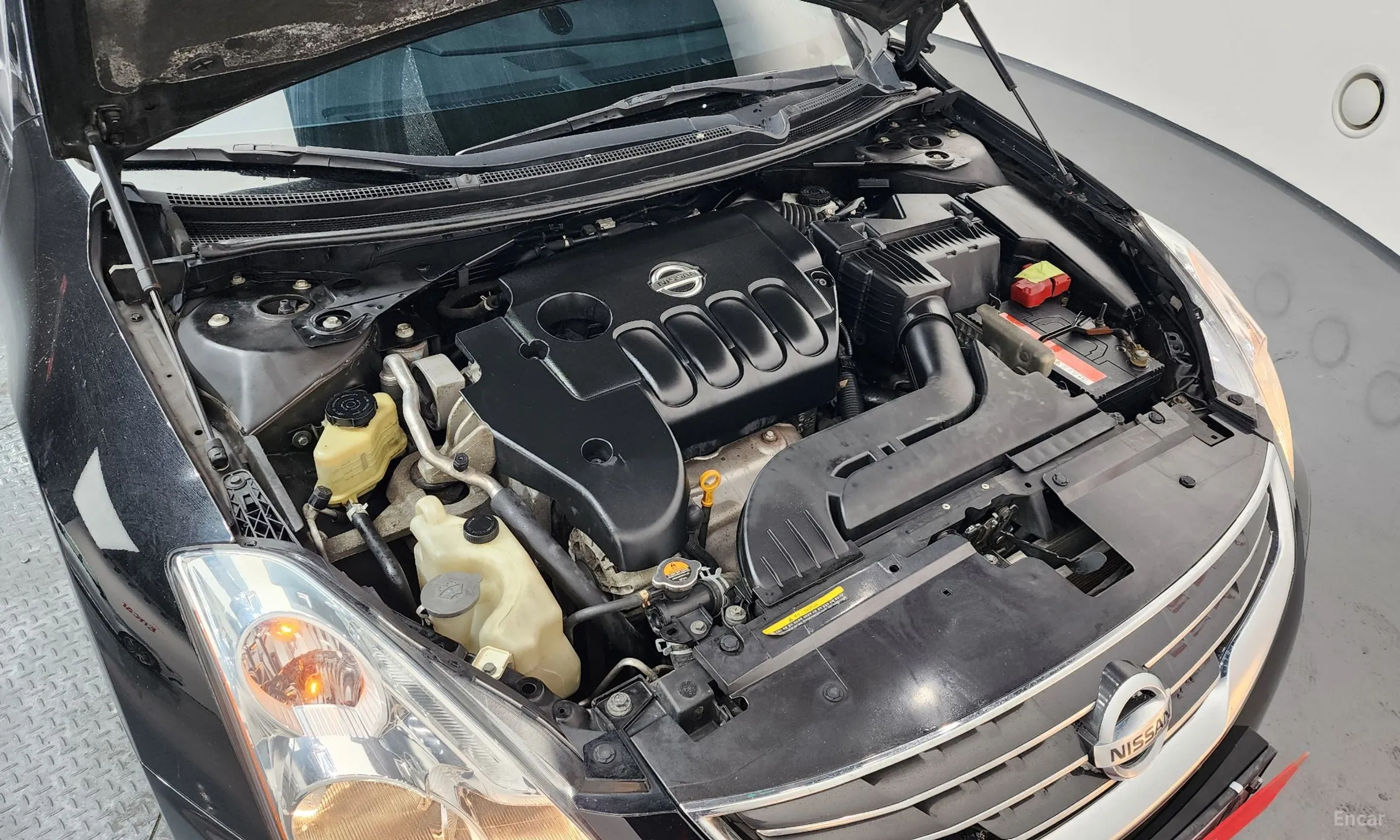Nissan Altima превью 6