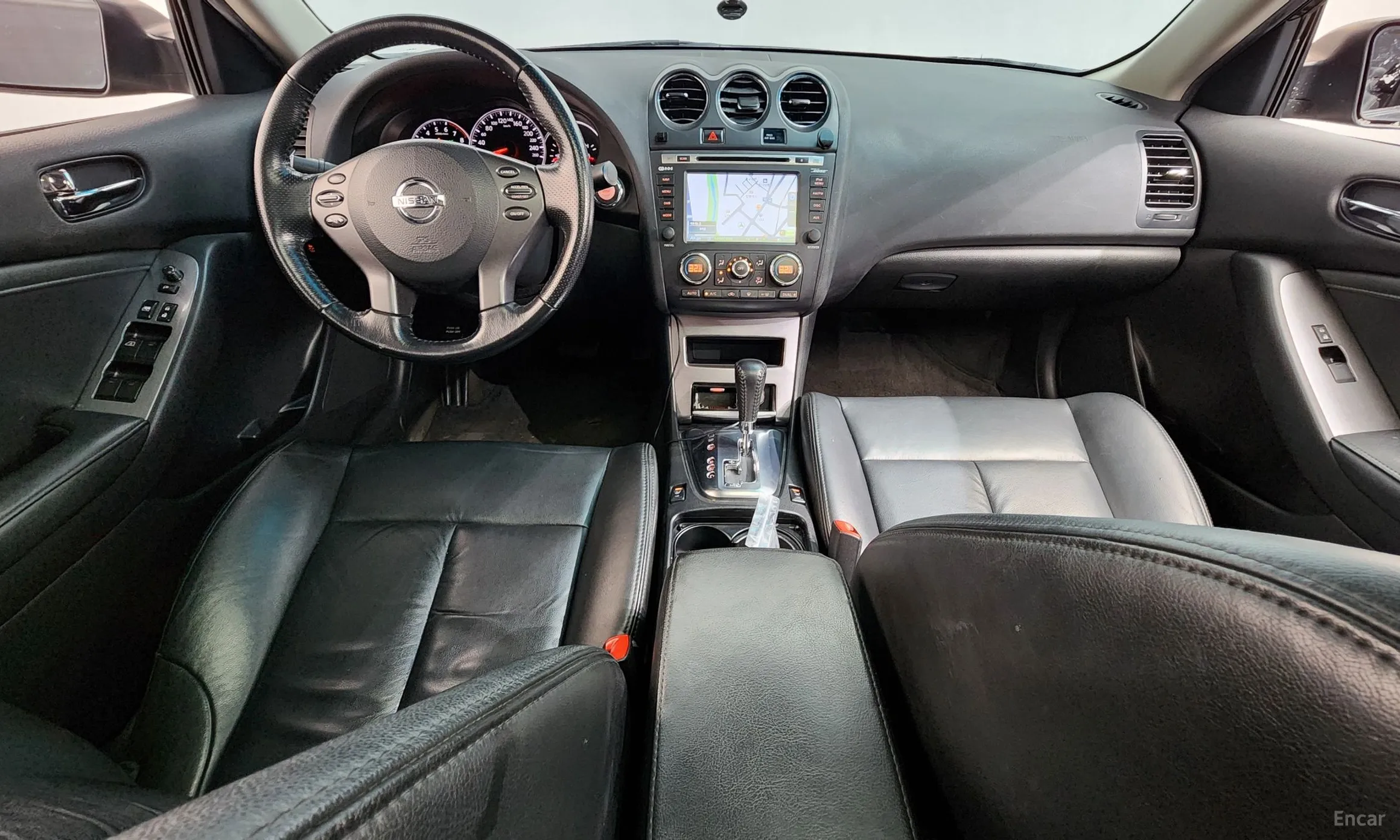 Nissan Altima превью 7